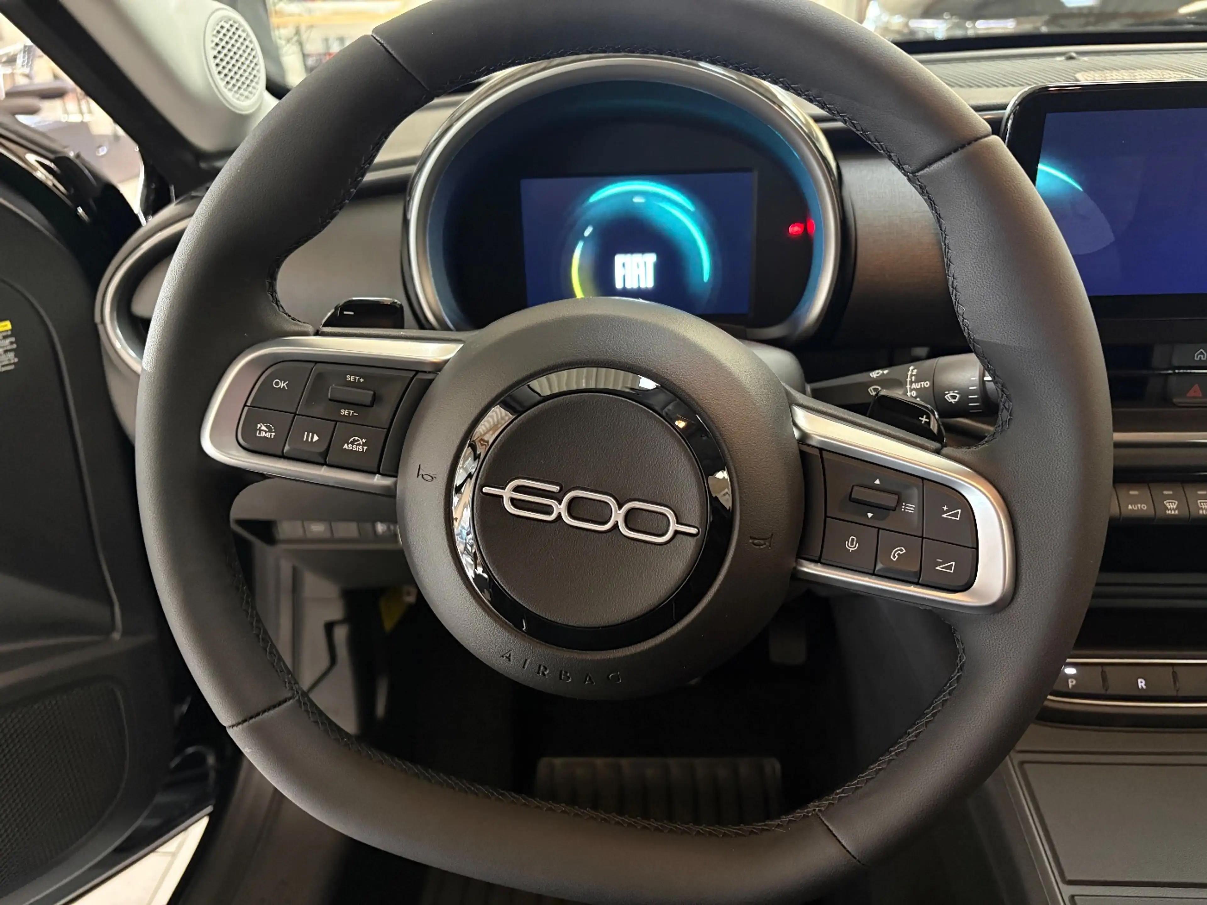 Fiat 600 1.2 Business Edition LED+Navi+SHZ+Kam.+LM — photo 12