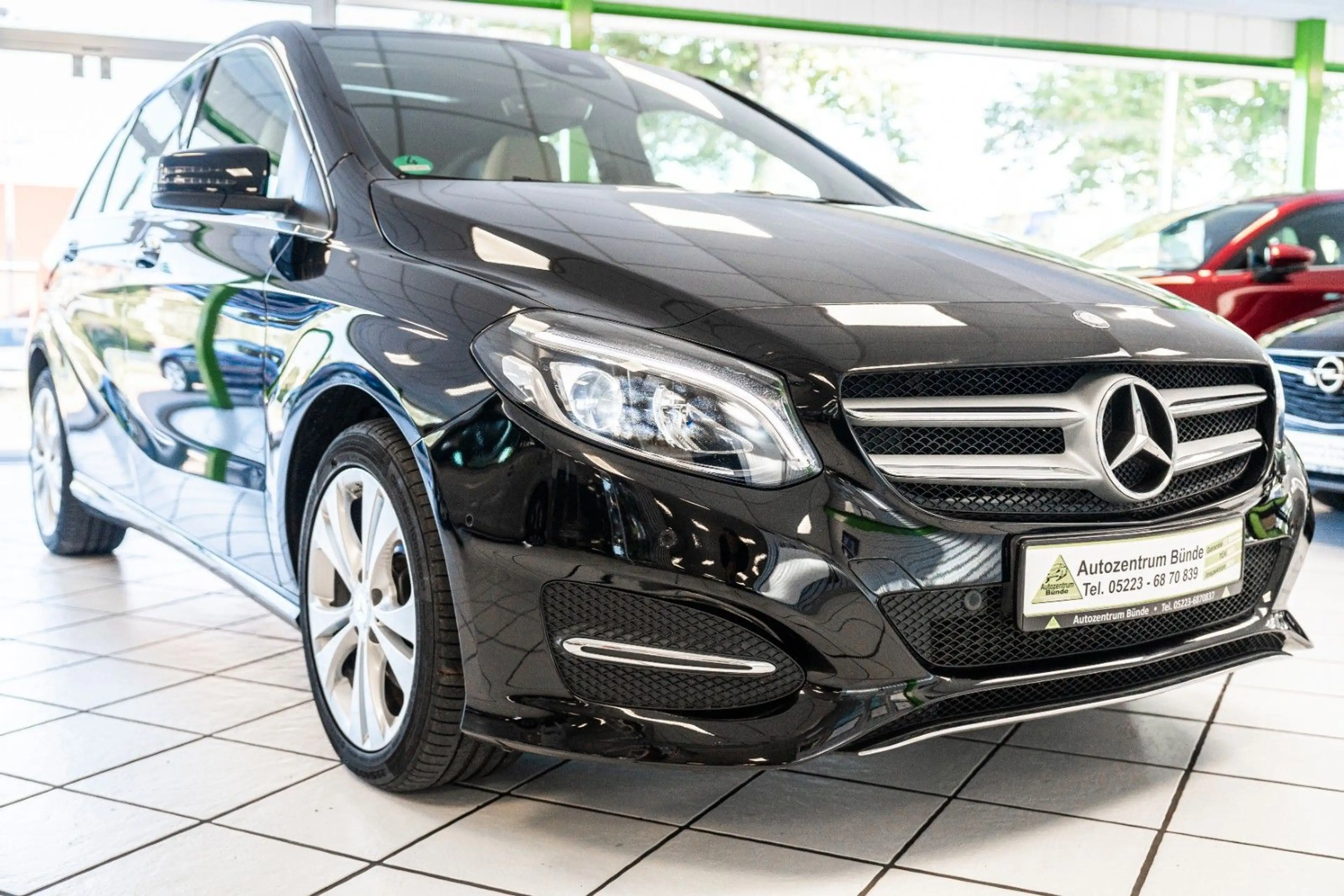 Mercedes-Benz B 200 CDI Diesel AHK PDC Navi — photo 3