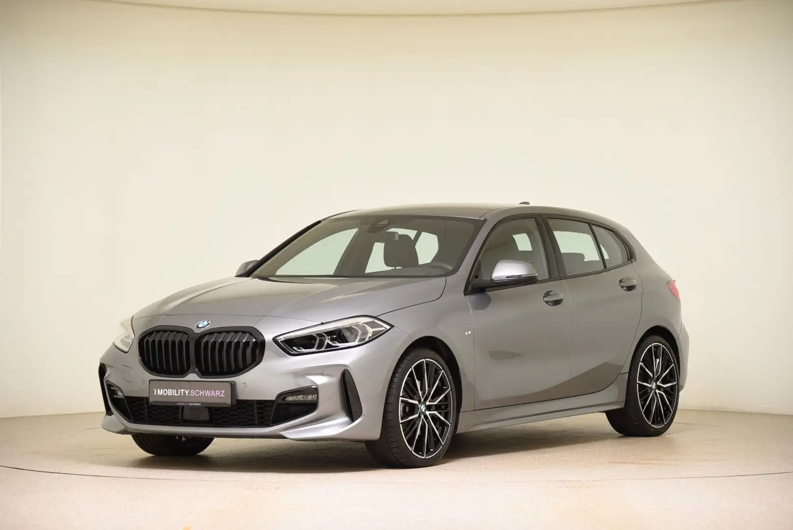 BMW 118 i M Sport ACC AHK HiFi LED Alarm *UVP:47.490 Grau - 1