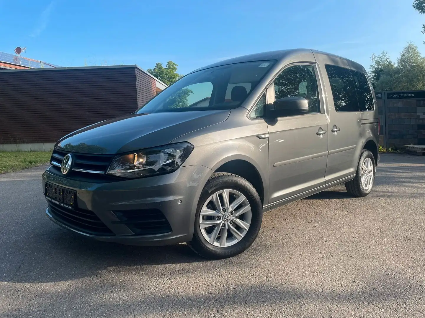 Volkswagen Caddy PKW 2.0 TDI Trendline/DSG/Navi/SHZ Grau - 1
