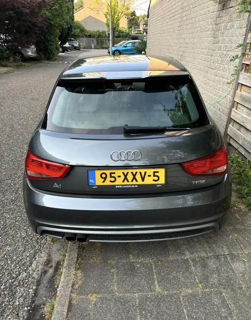 Audi A1 1.4 TFSI Pro Line S Gris - 2