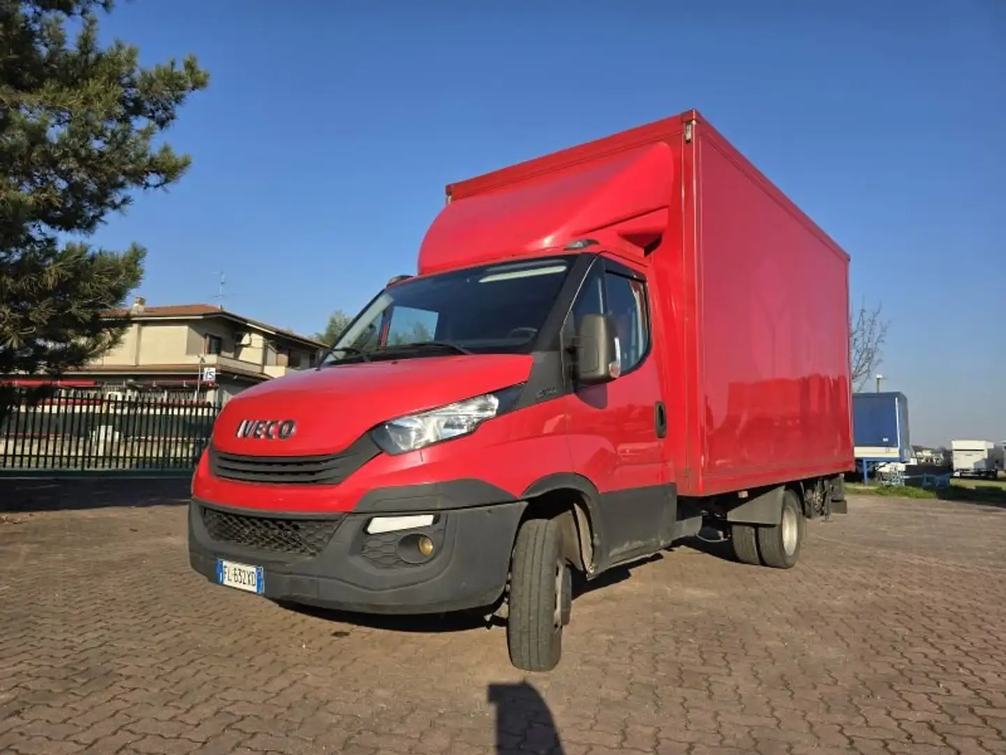 Iveco Daily 35C14 Rouge - 1