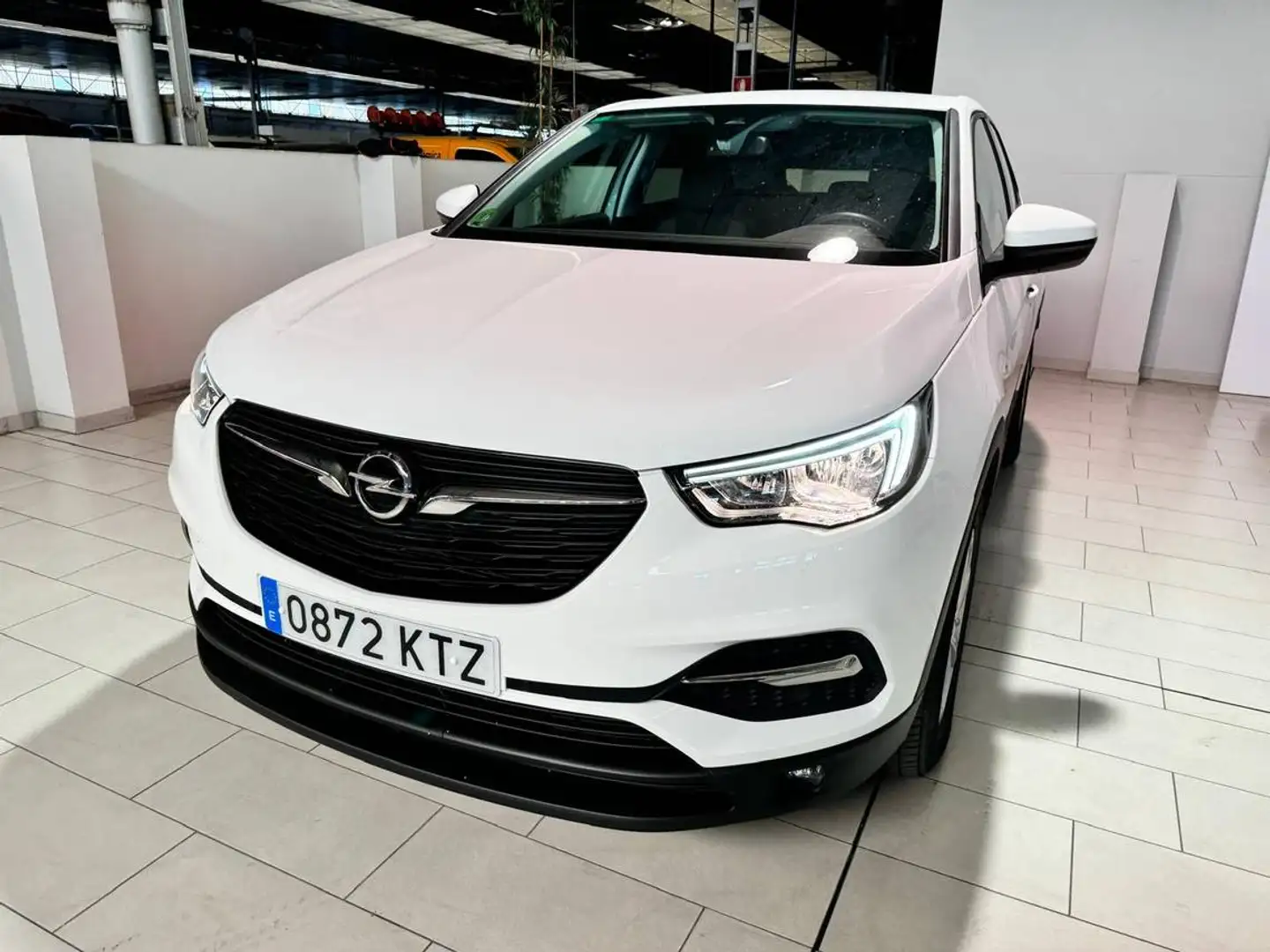 Opel Grandland X 1.2T S&S Selective 130 Blanc - 2