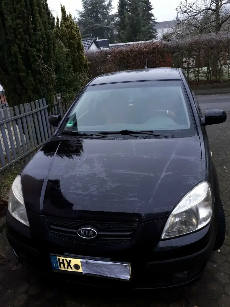 Kia Rio Schwarz - 2