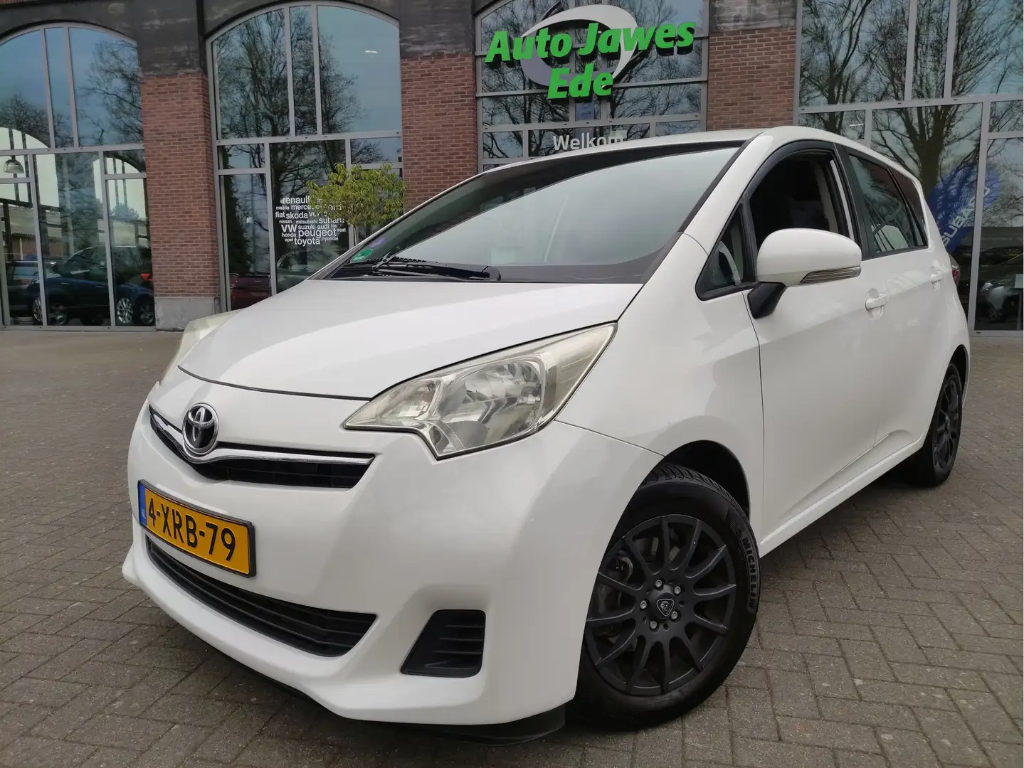 Toyota Verso-S 1.3 VVT-i Comfort Trekhaak -  LMV - Achteruitrijca Alb - 1