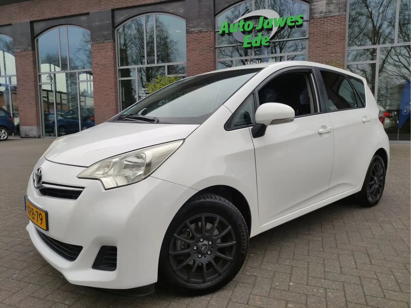 Toyota Verso-S 1.3 VVT-i Comfort Trekhaak -  LMV - Achteruitrijca Alb - 2