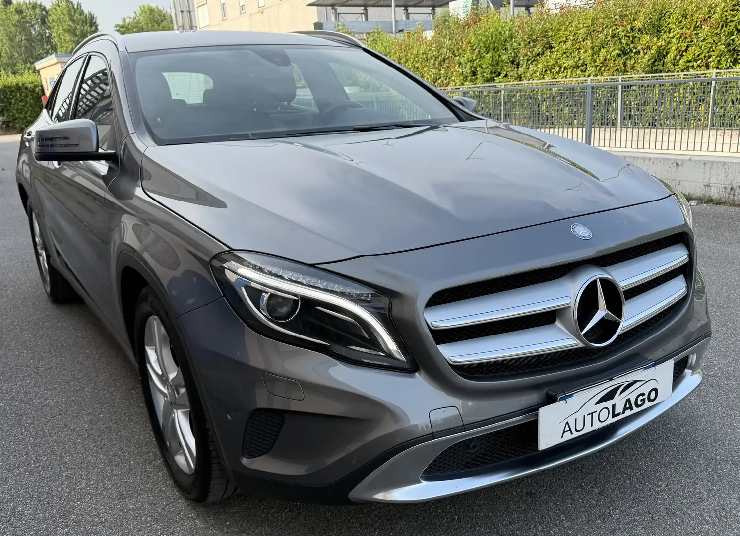 Mercedes-Benz GLA 200 d (cdi) Enduro 4matic auto Gris - 2