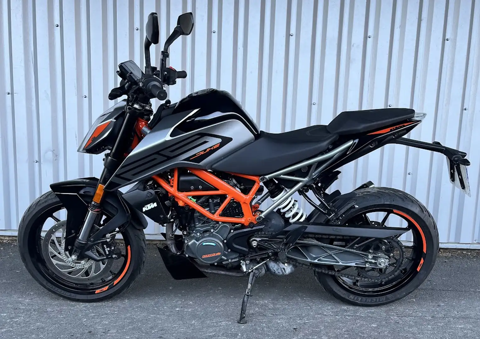 KTM 125 Duke Gris - 2