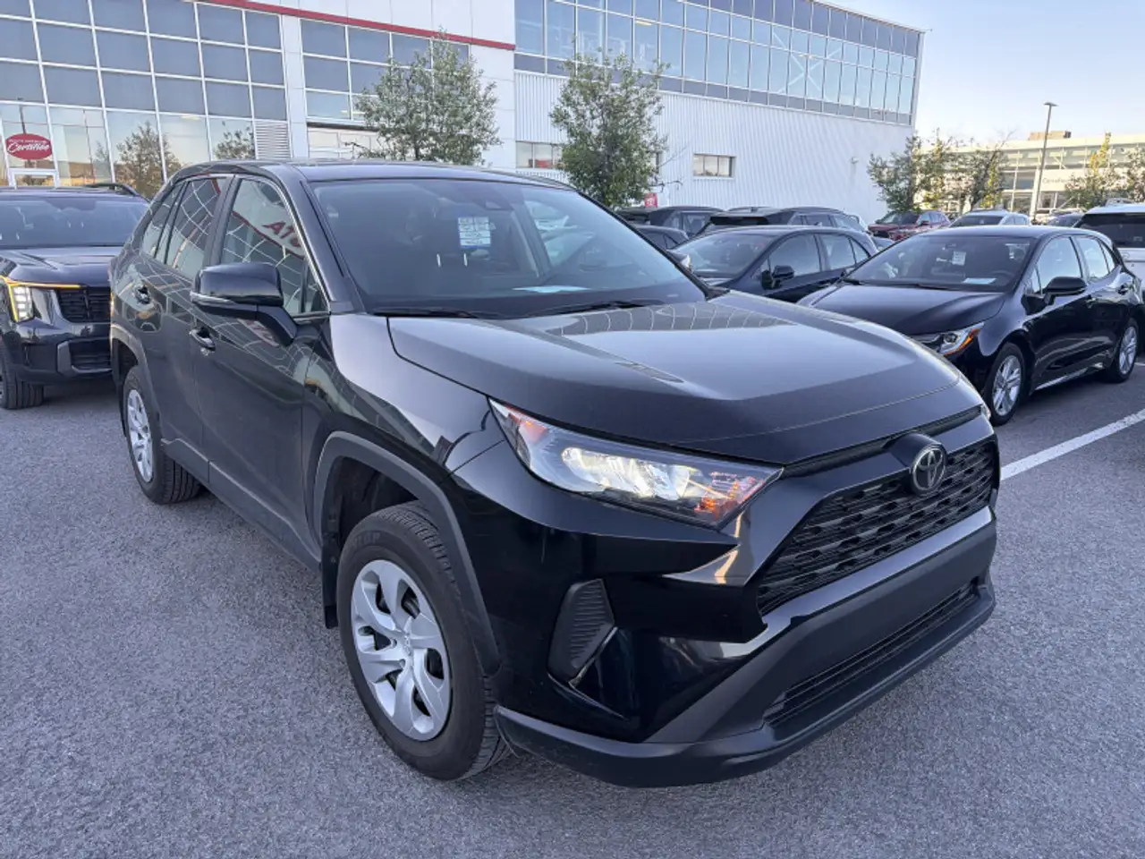 Toyota RAV 4 снимка Toyota RAV 4
