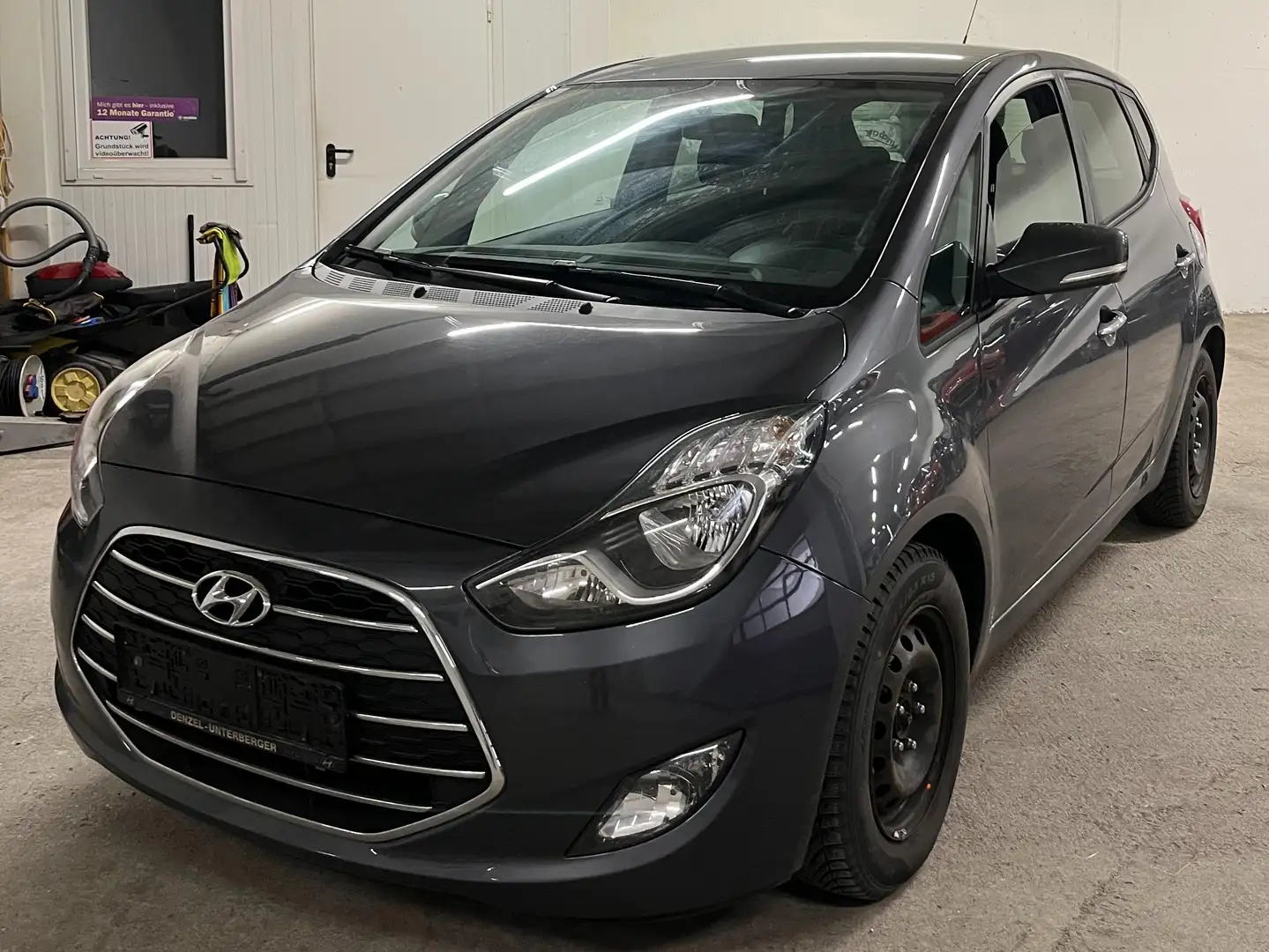 Hyundai iX20 Gri - 1
