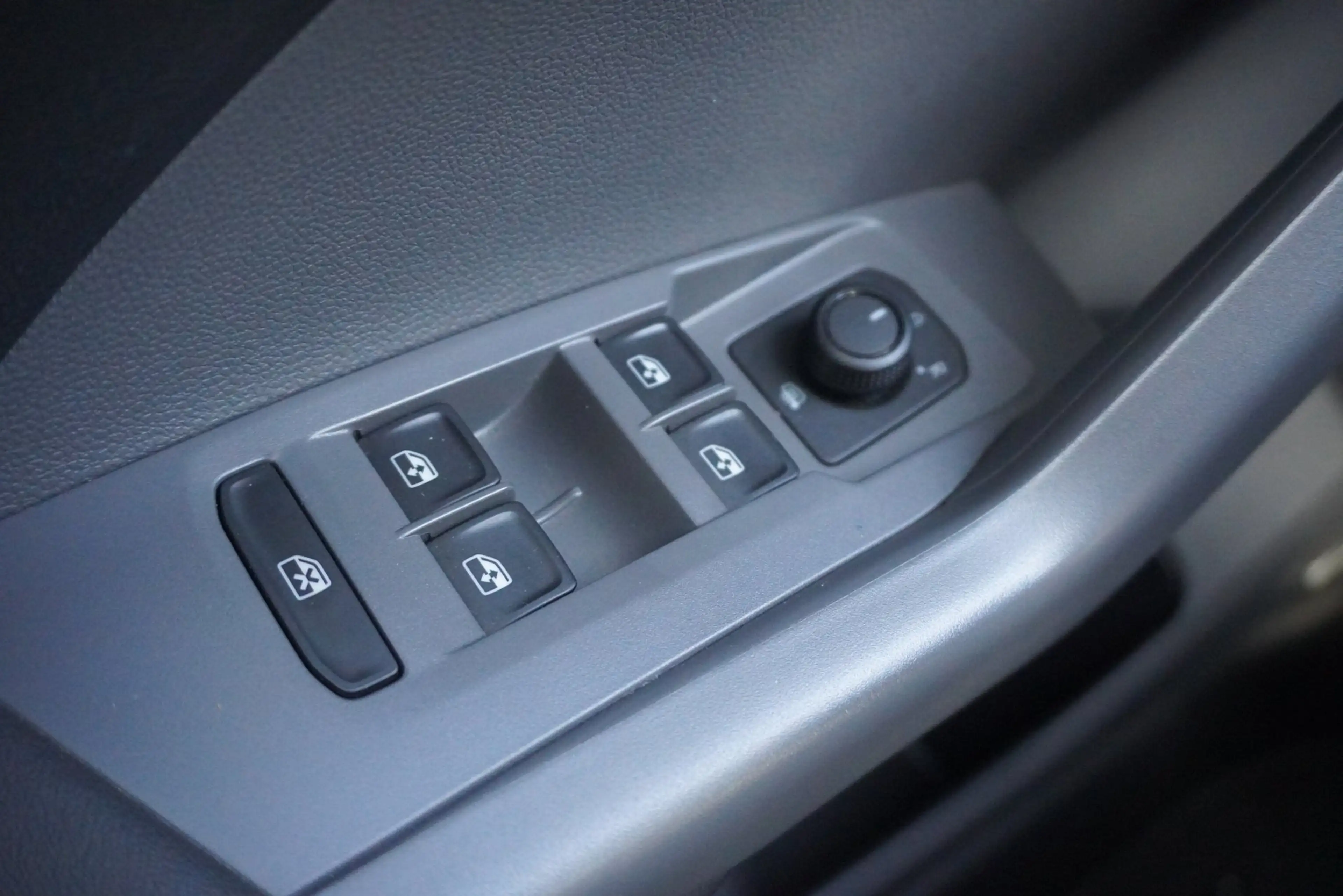 Volkswagen T-Cross 1.0 TSI Life Airco/Cruise/Trekhaak — photo 10
