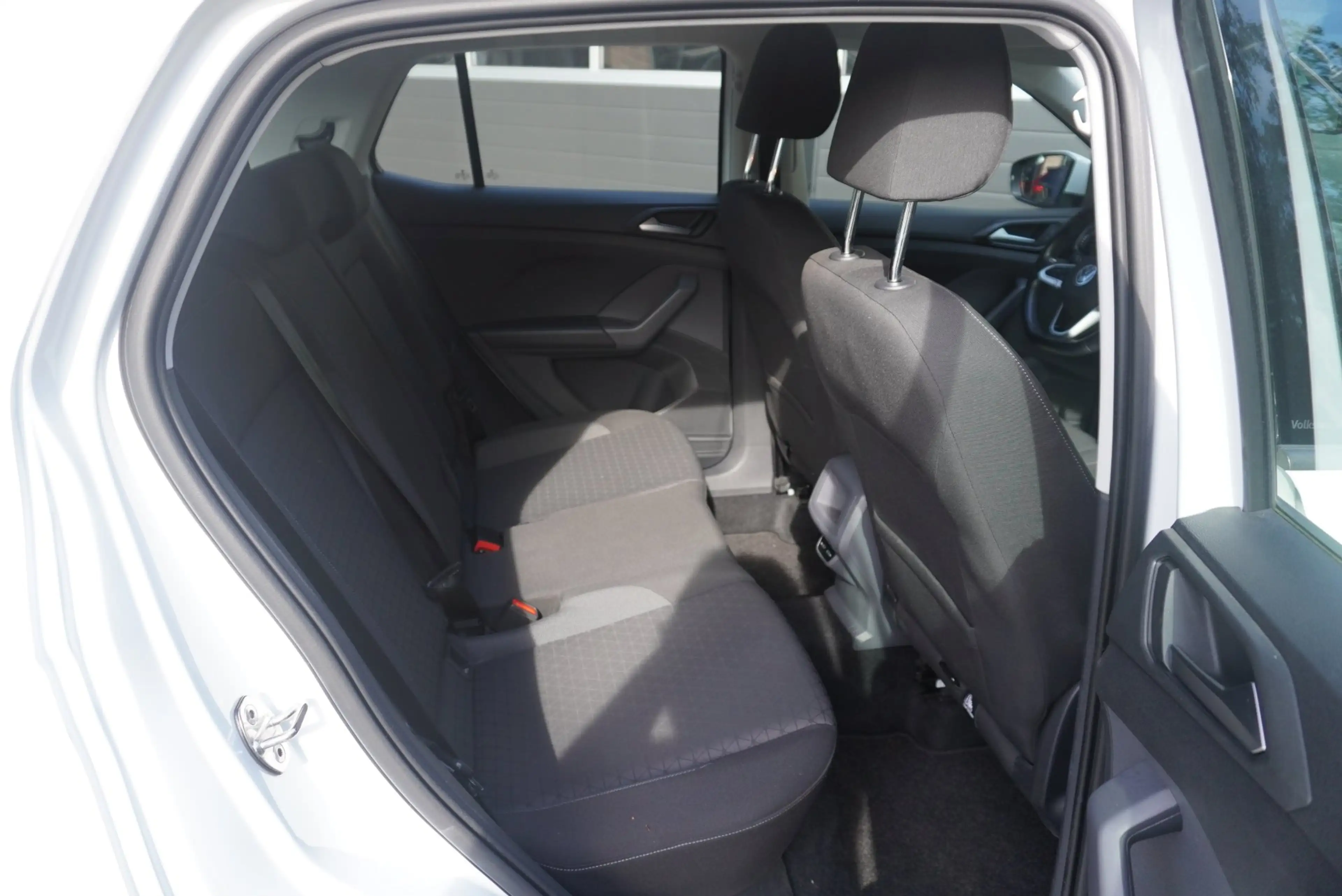Volkswagen T-Cross 1.0 TSI Life Airco/Cruise/Trekhaak — photo 9