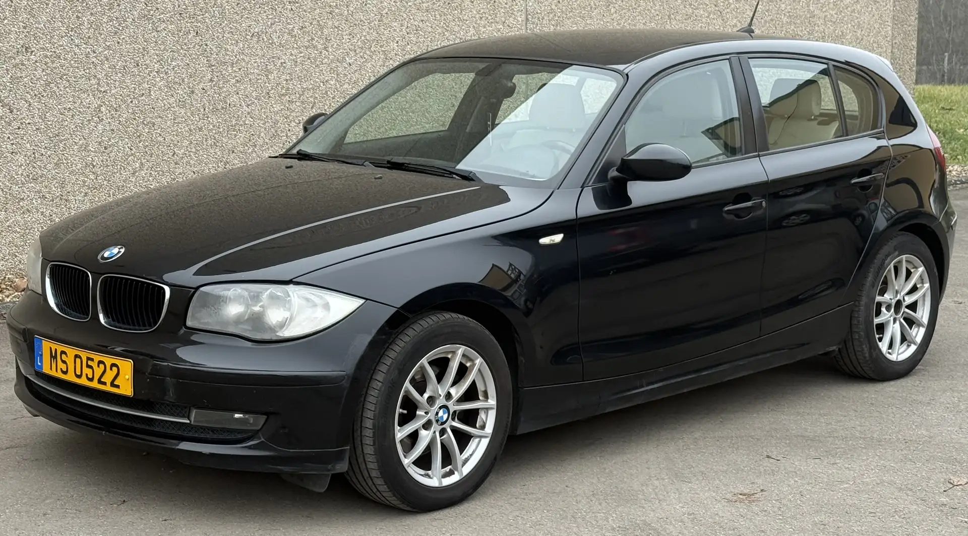 BMW 118 118d 143 ch Confort - 1