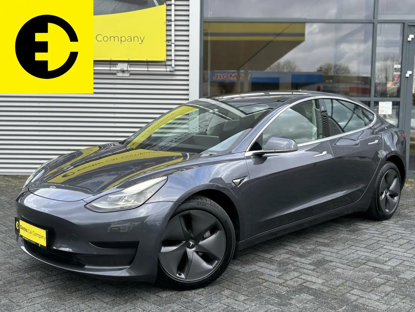 Tesla Model 3 Standard RWD Plus 60 kWh | Pano | Autopilot | incl Szürke - 1