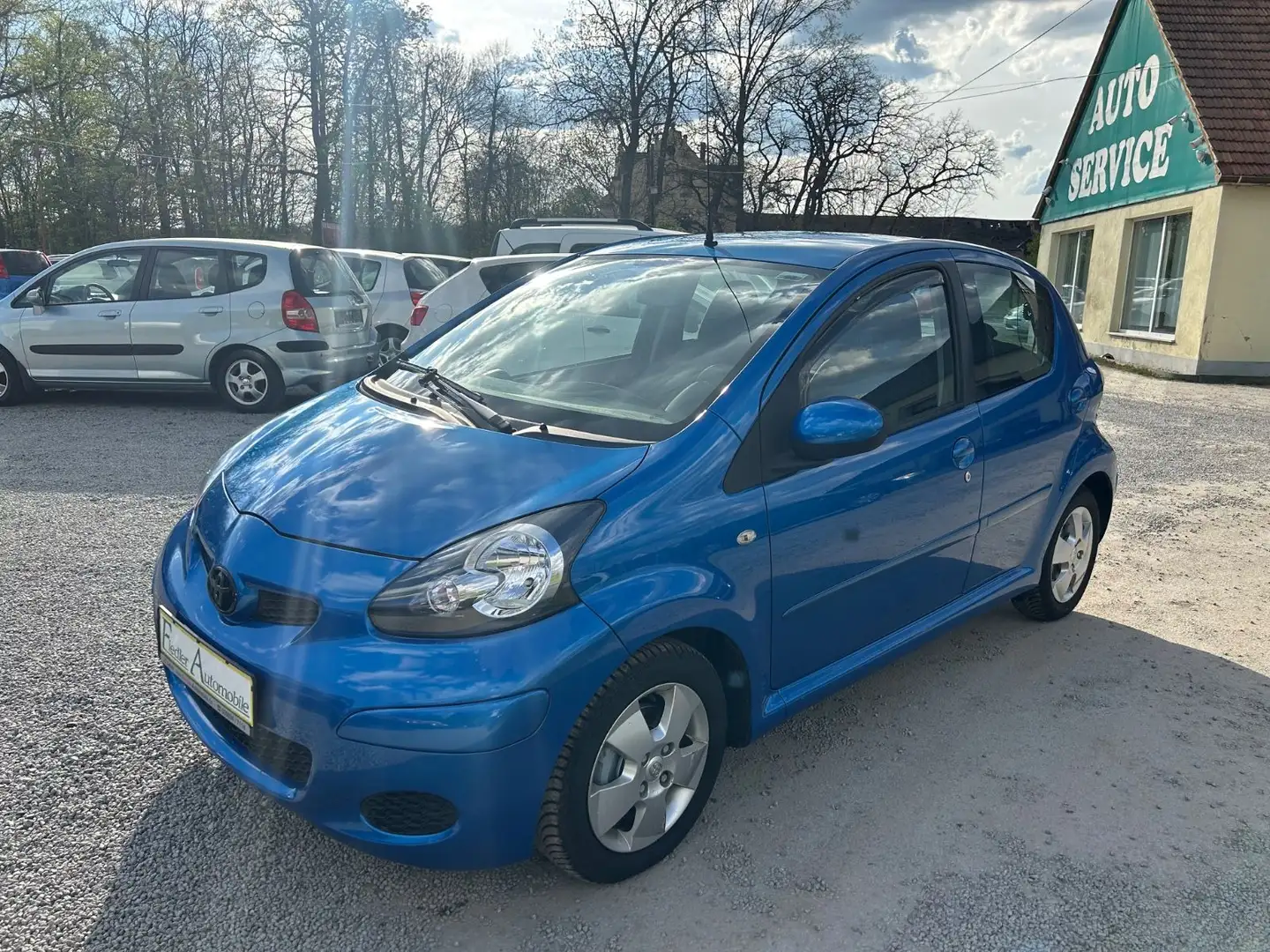 Toyota Aygo (X) 1,0 Blue / Klima / Tüv 02.27 / 5-türig Blau - 1