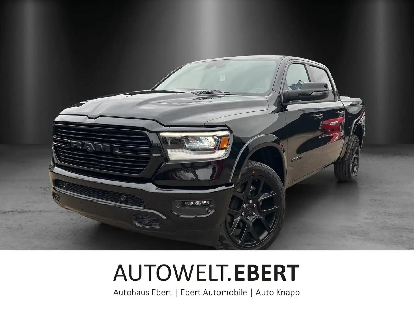 Dodge RAM 1500 5,7L V8 eTorque Sport Night CrewCab 4x4 Schwarz - 1