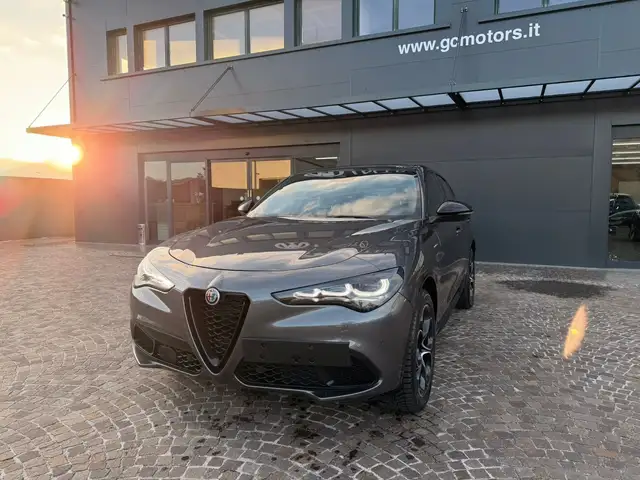 Alfa Romeo Stelvio 2.0 Turbo 280 CV AT8 Q4 Veloce