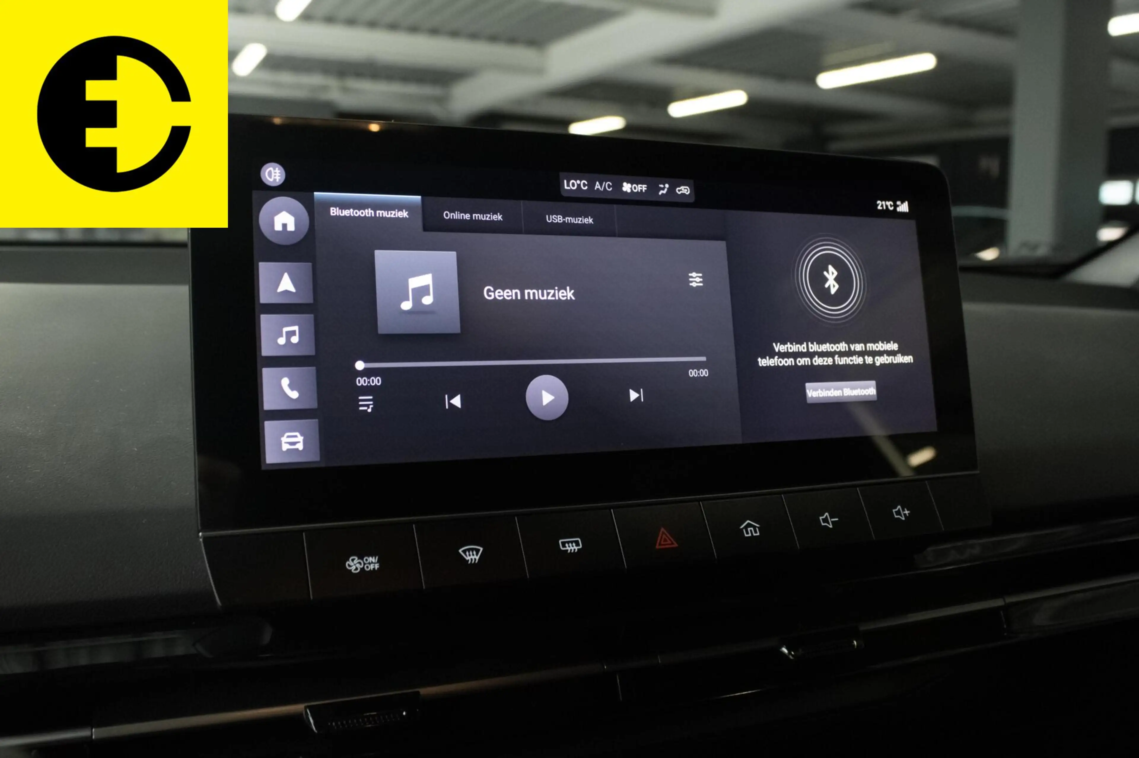 MG MG4 Comfort 64 kWh | 96,9% SOH | Cruise | Half leder — photo 24