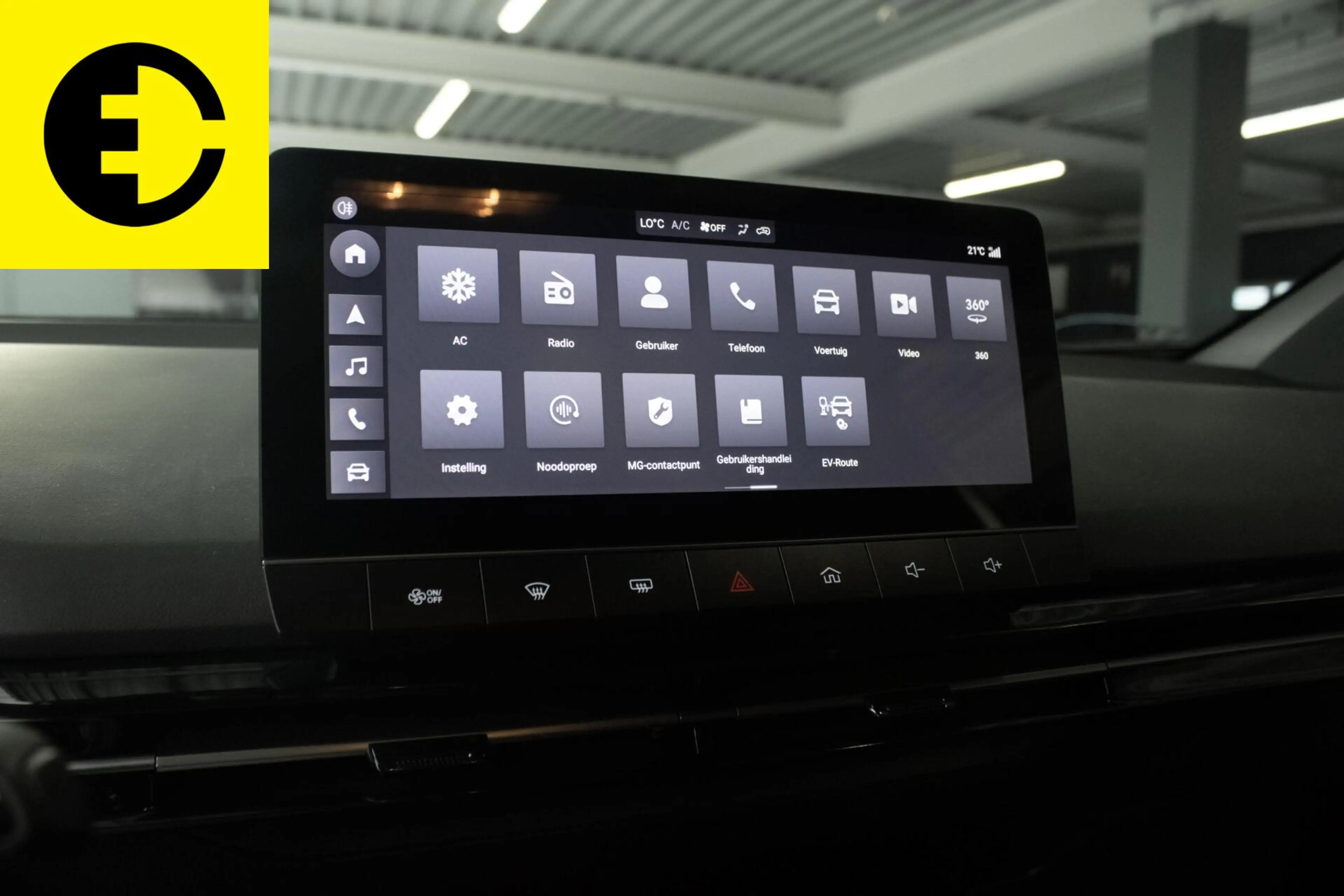MG MG4 Comfort 64 kWh | 96,9% SOH | Cruise | Half leder — photo 21