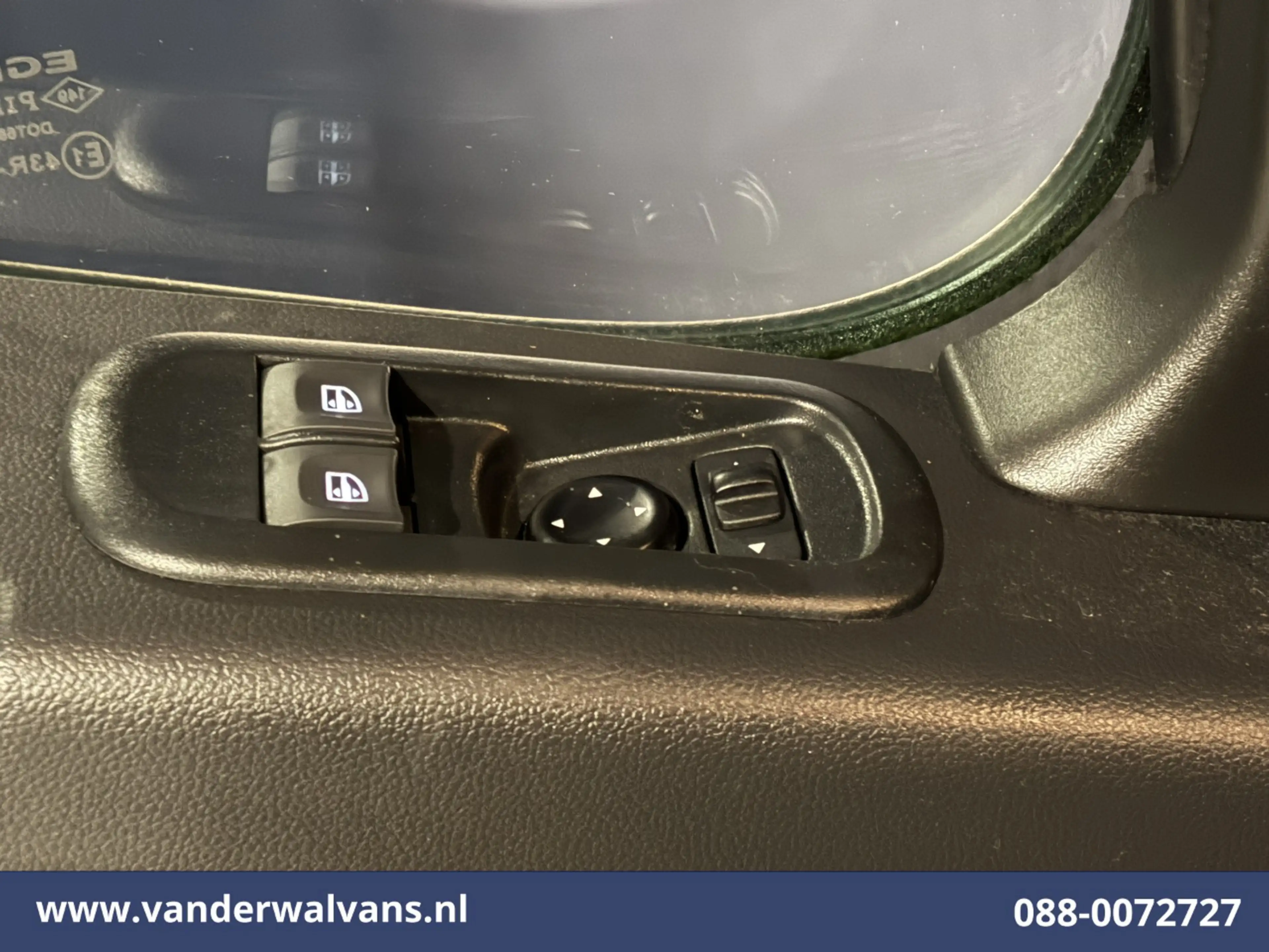 Renault Master 2.3 dCi 146pk Bakwagen 225cm Hoog Laadklep Euro6 A — photo 21