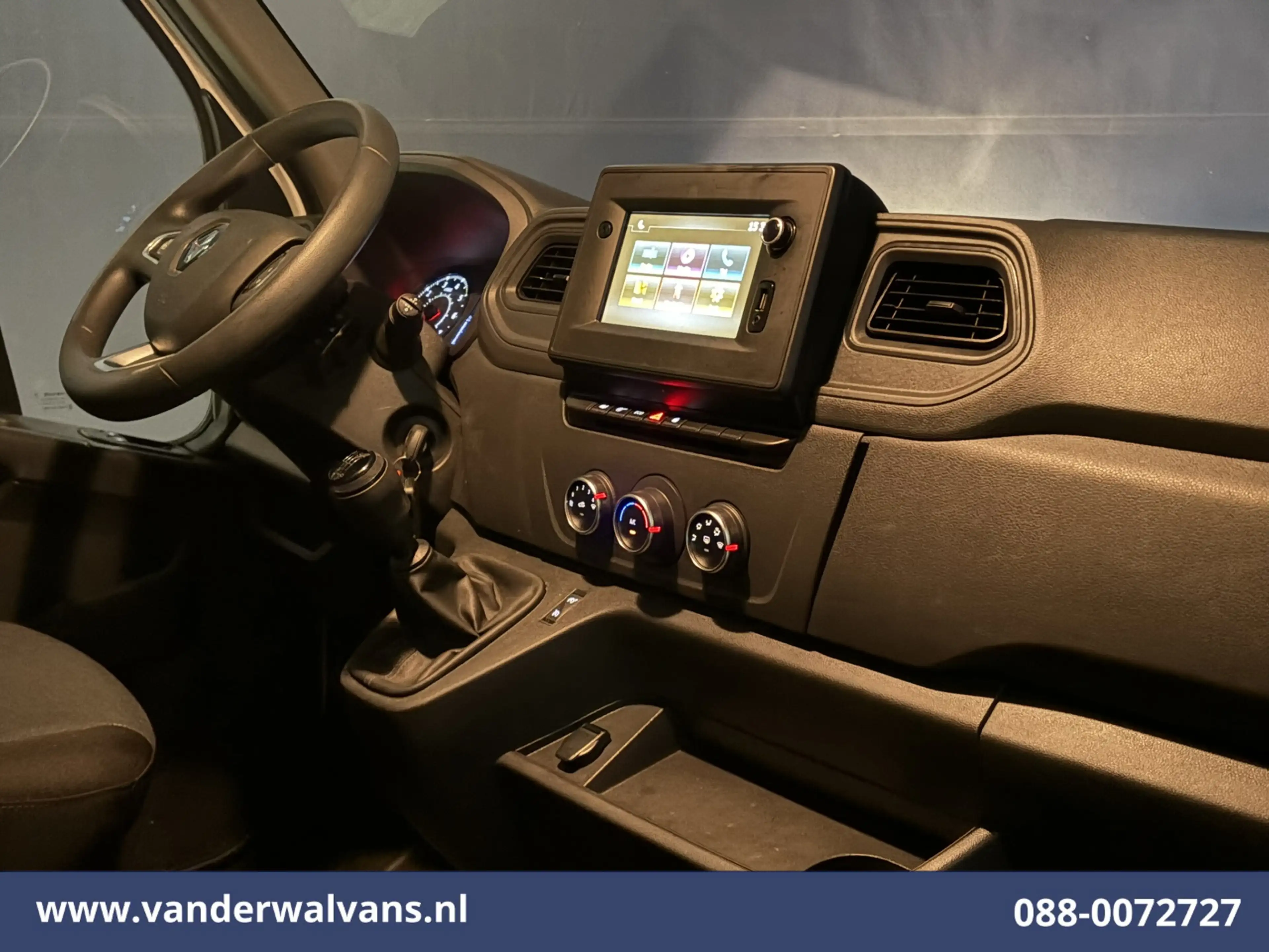 Renault Master 2.3 dCi 146pk Bakwagen 225cm Hoog Laadklep Euro6 A — photo 16