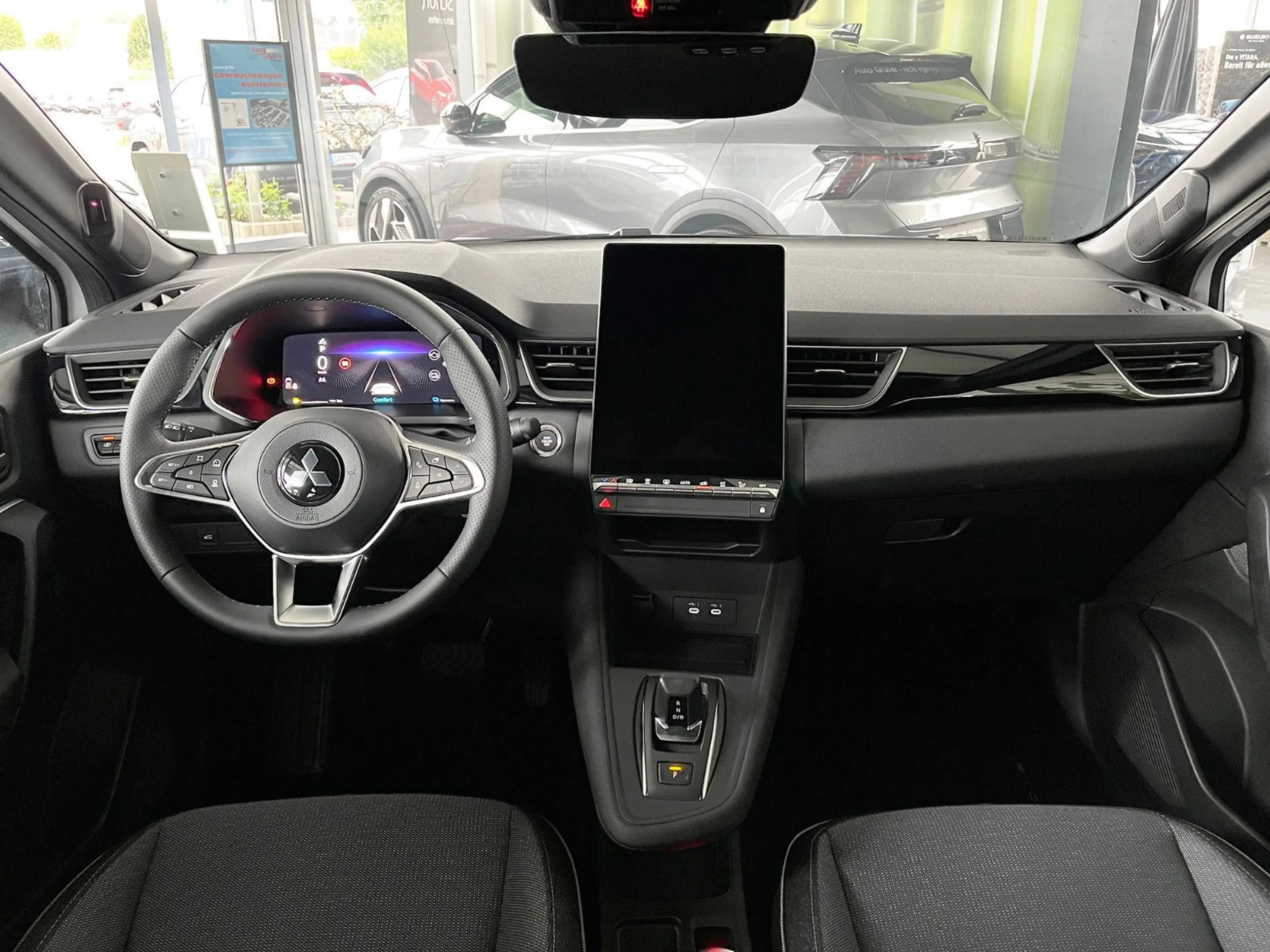 Mitsubishi Grandis 1.8 HEV 116 kW Intro Edition AT — photo 14