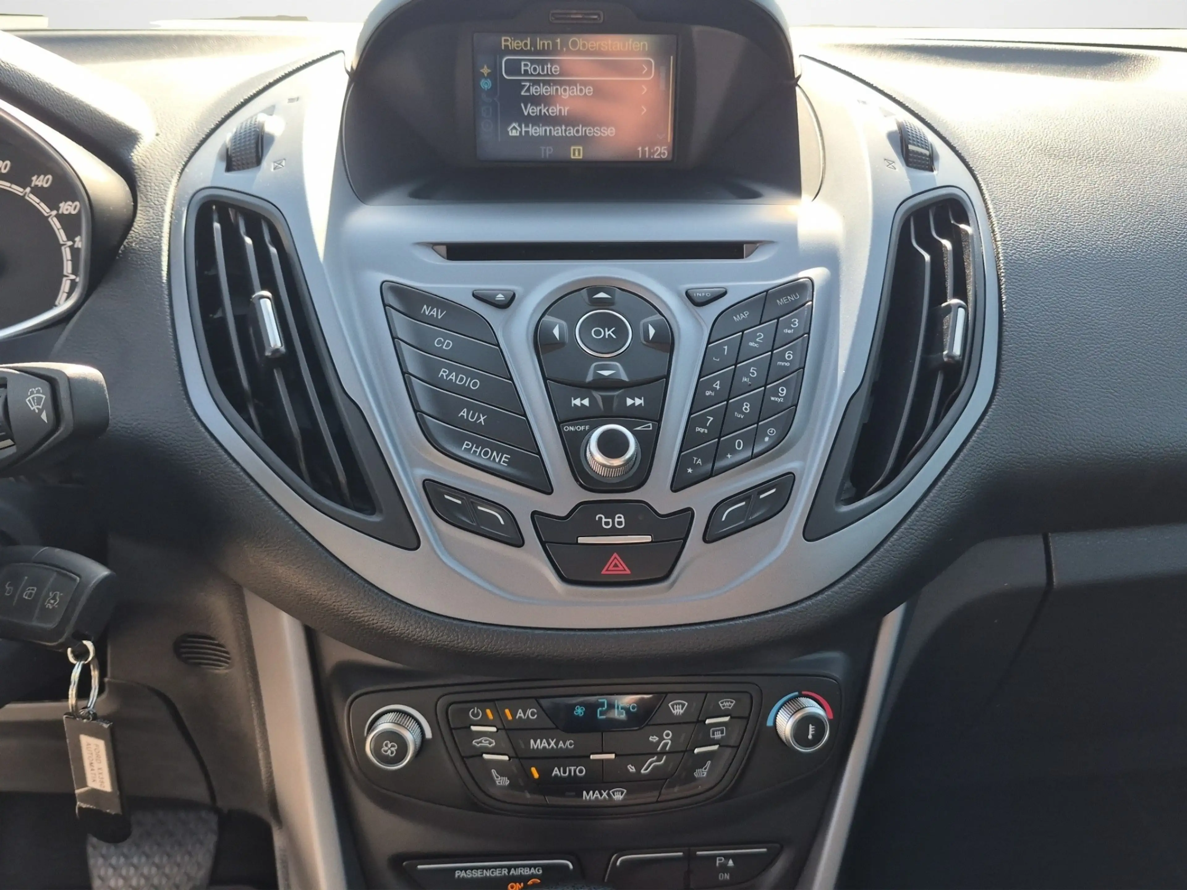 Ford B-Max Sync Edition — photo 13