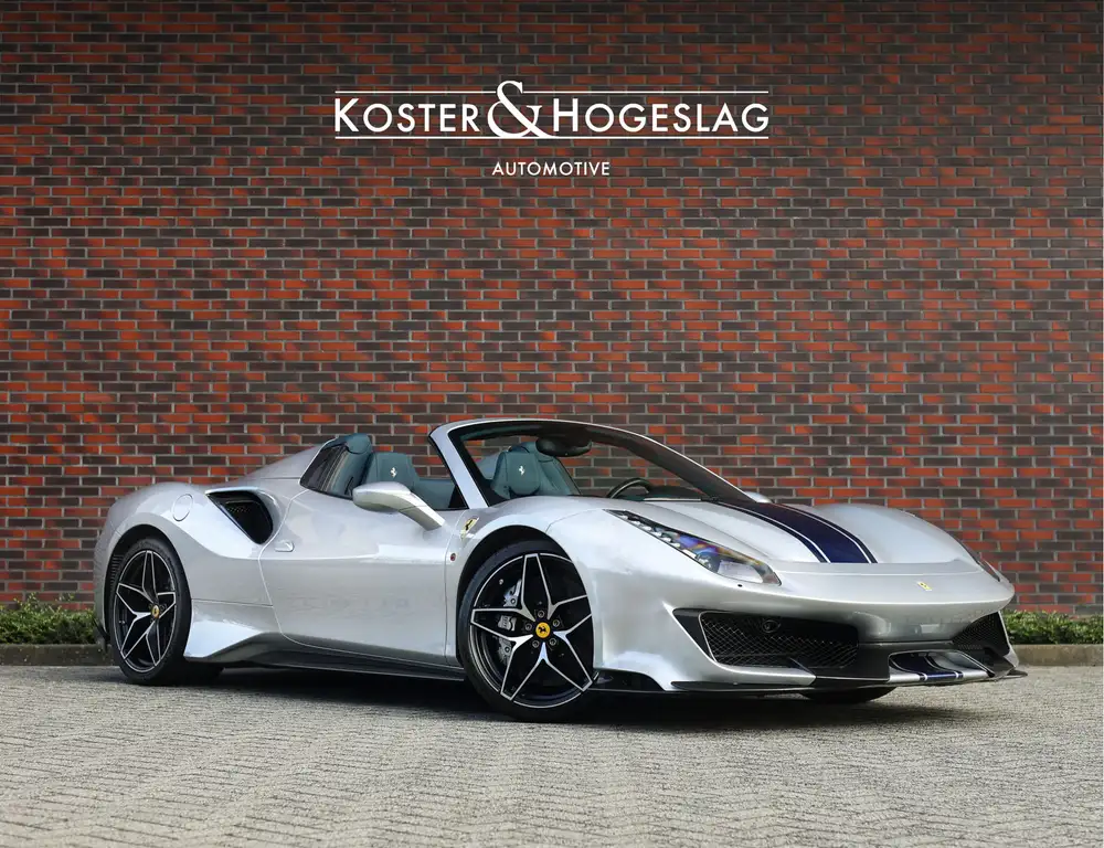 Ferrari 488