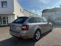 Skoda Octavia 1.6 TDI DSG Combi: 1 Hand,Navi,SHZ,AHK Grau - thumbnail 5