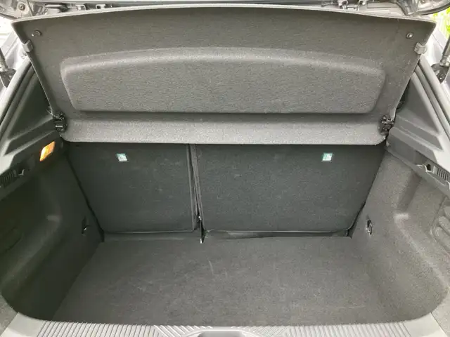 Renault Clio view 12