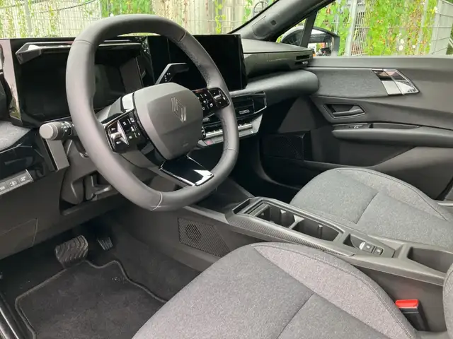 Renault Clio view 10