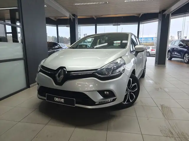Renault Clio TCe Cool & Sound 2