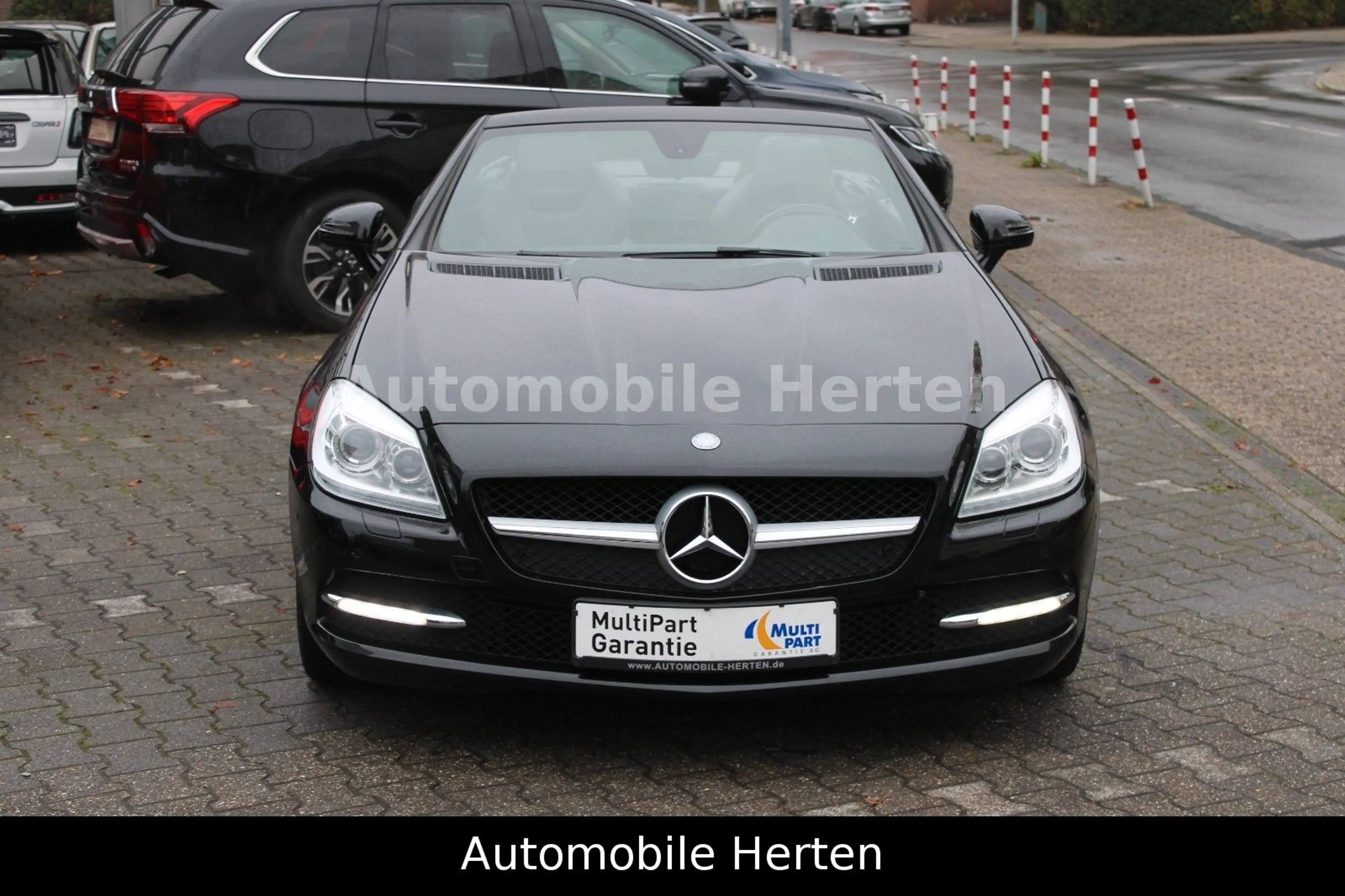 Mercedes-Benz SLK 200 BlueEfficiency*NAVI*AIRSCARF*XENON*TOP* — photo 2