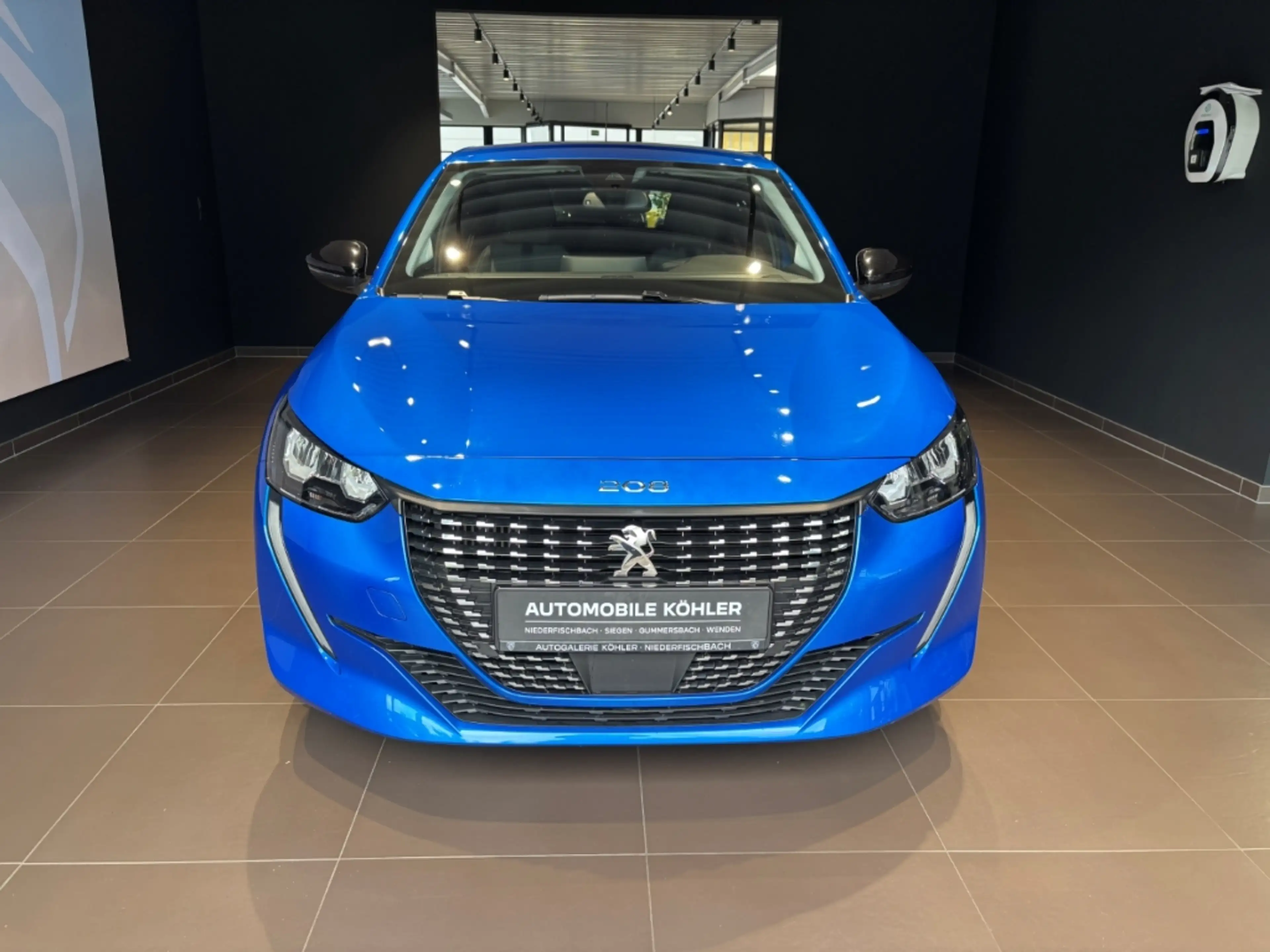 Peugeot 208 Allure Pack BlueHDi100 ACC SITZHZG DAB — photo 3