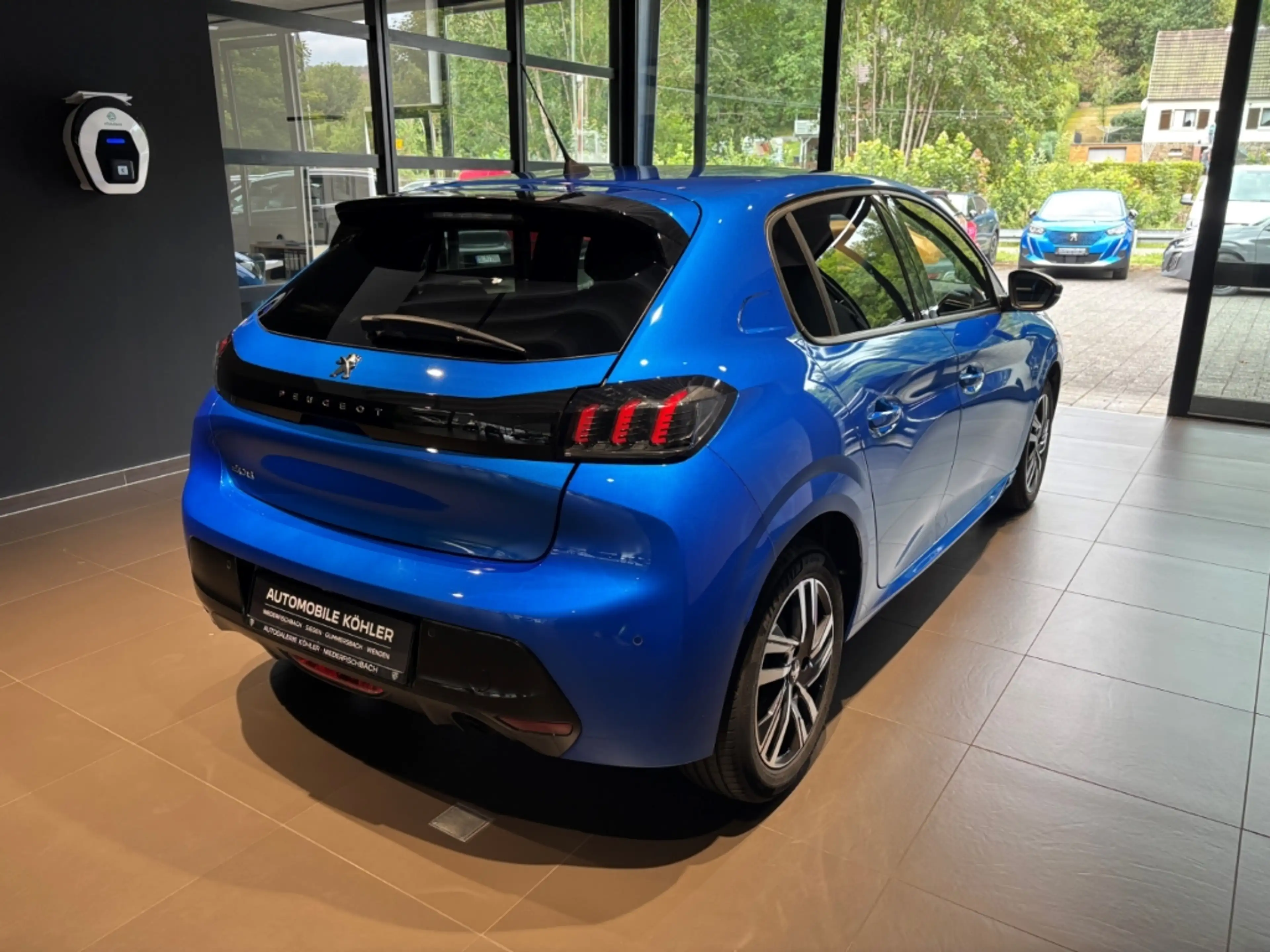 Peugeot 208 Allure Pack BlueHDi100 ACC SITZHZG DAB — photo 5