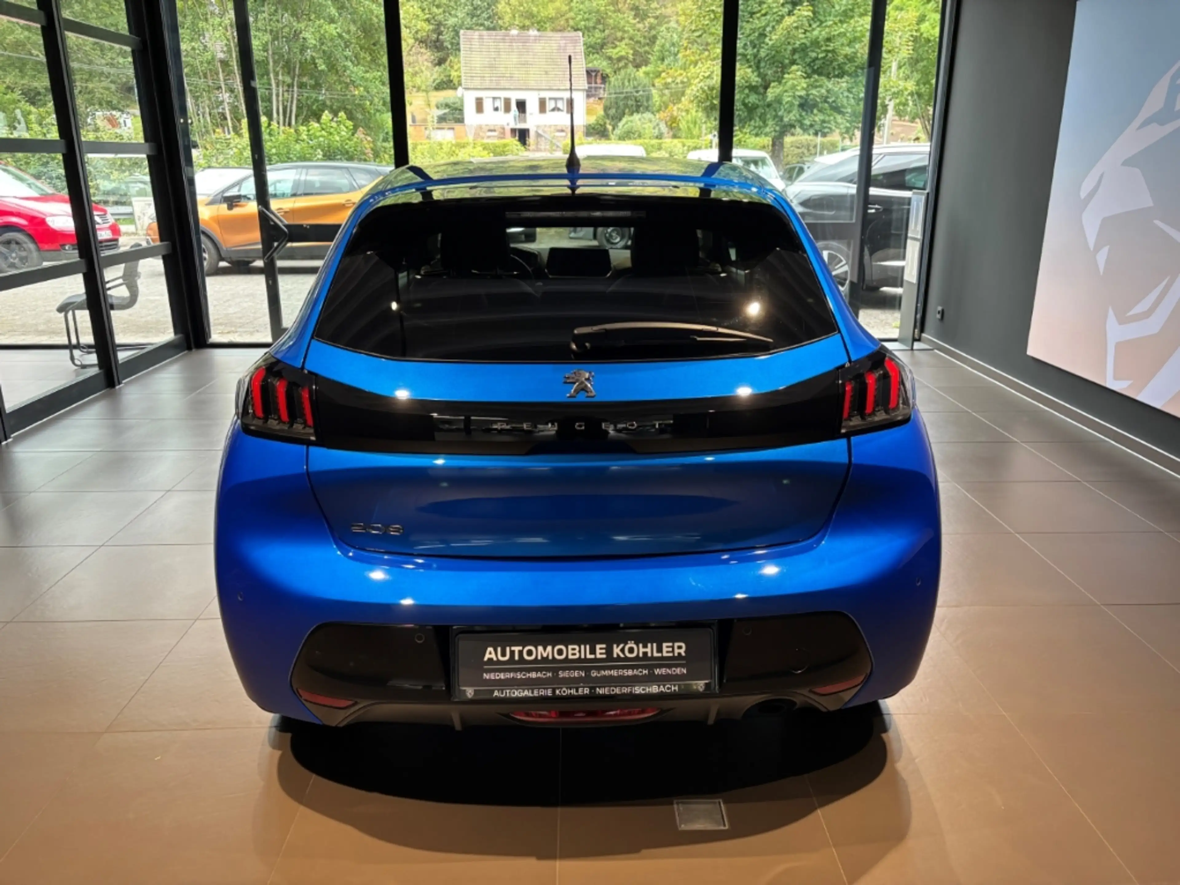 Peugeot 208 Allure Pack BlueHDi100 ACC SITZHZG DAB — photo 4