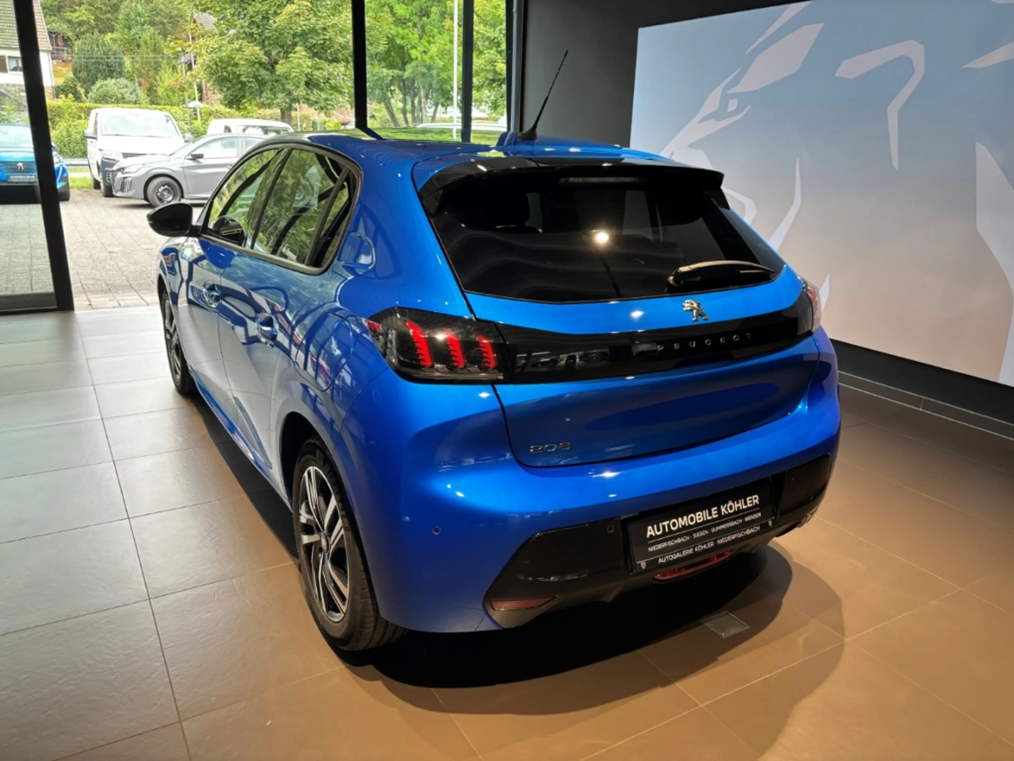 Peugeot 208 Allure Pack BlueHDi100 ACC SITZHZG DAB — photo 6