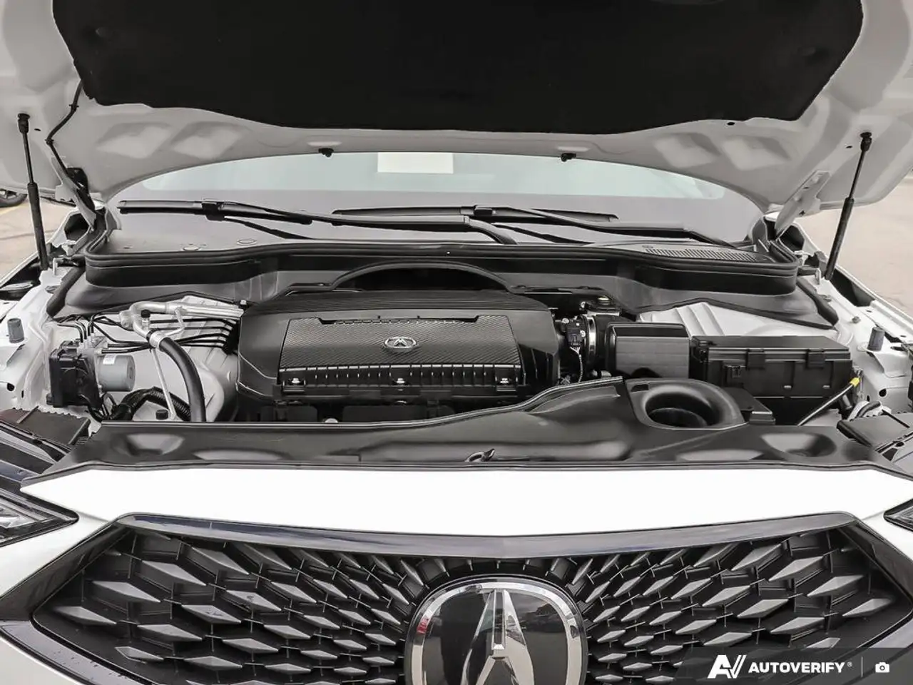 Acura MDX снимка Acura MDX
