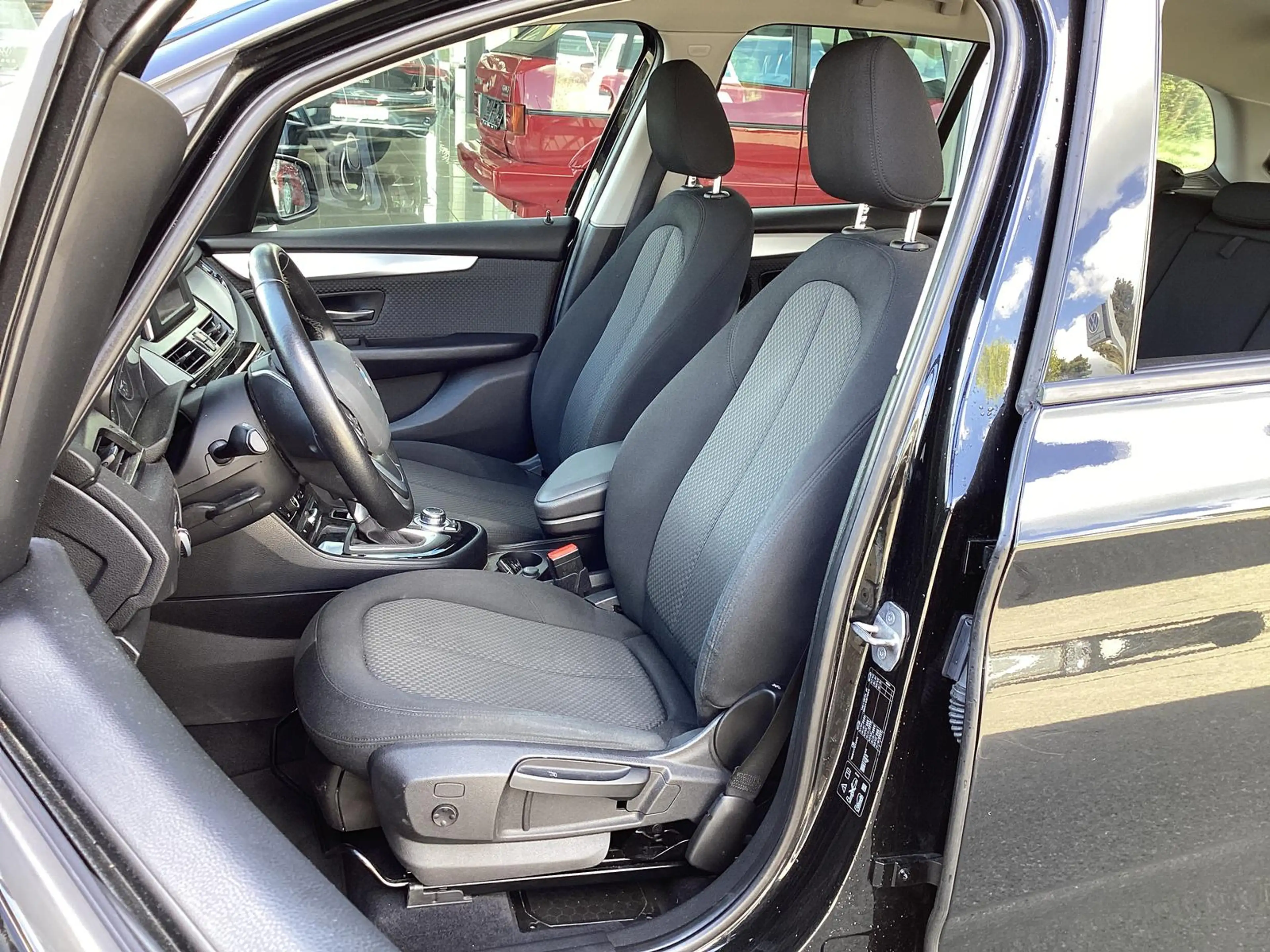 BMW 220 220d Gran Tourer xDrive Advantage 7-Sitzer/AHK — photo 4