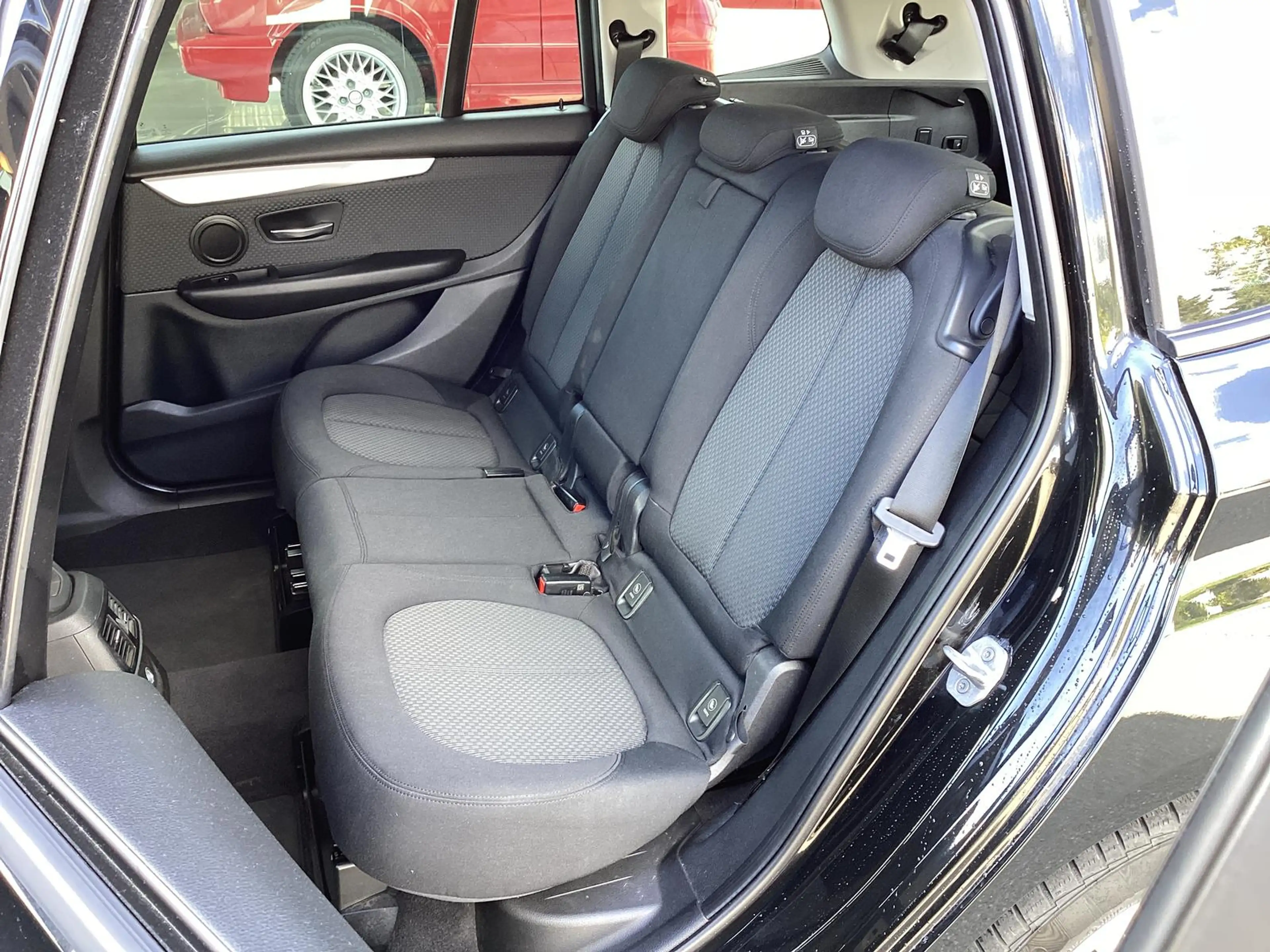 BMW 220 220d Gran Tourer xDrive Advantage 7-Sitzer/AHK — photo 5