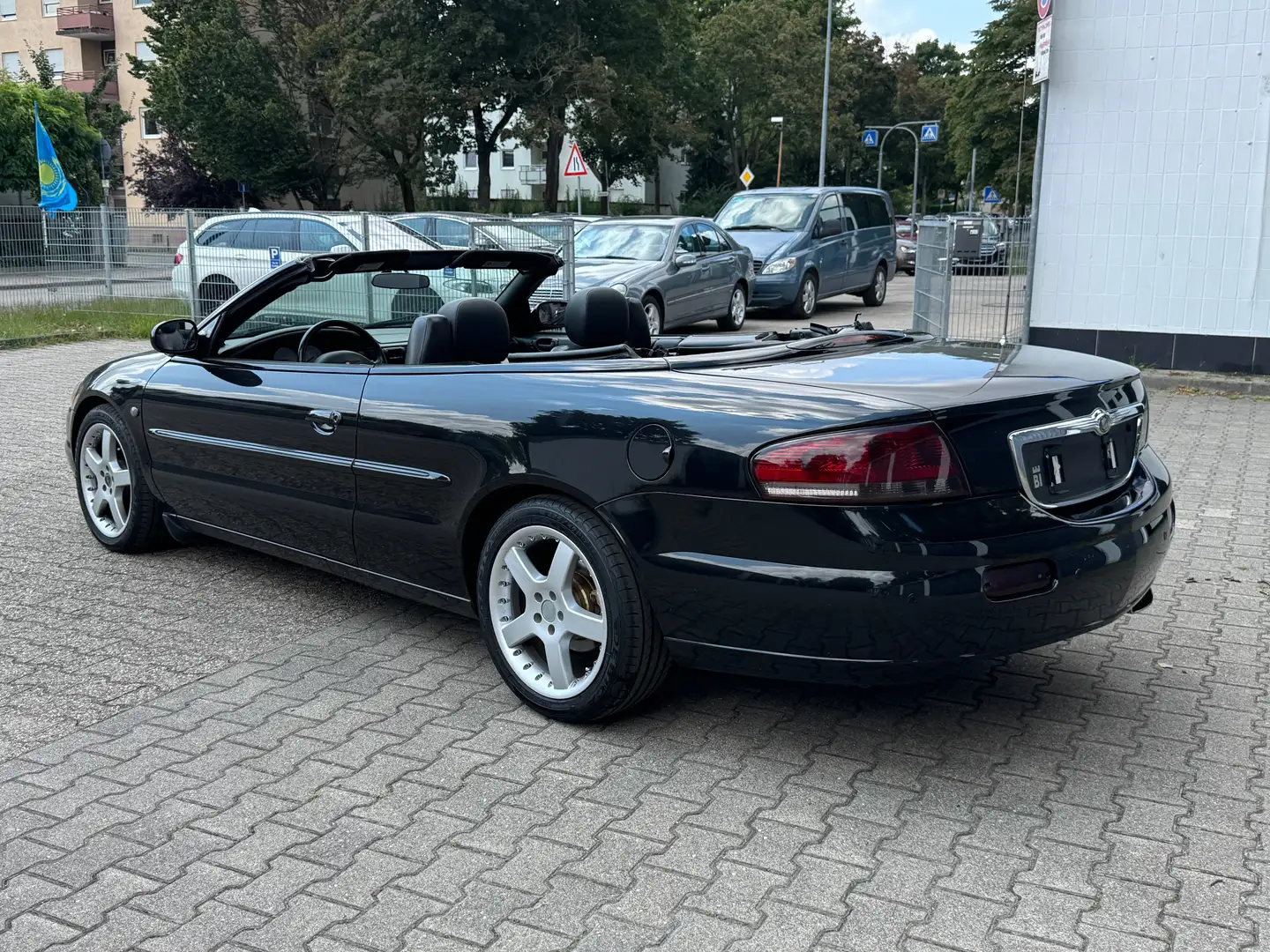 Chrysler Sebring Cabrio 2.0 Schwarz - 1