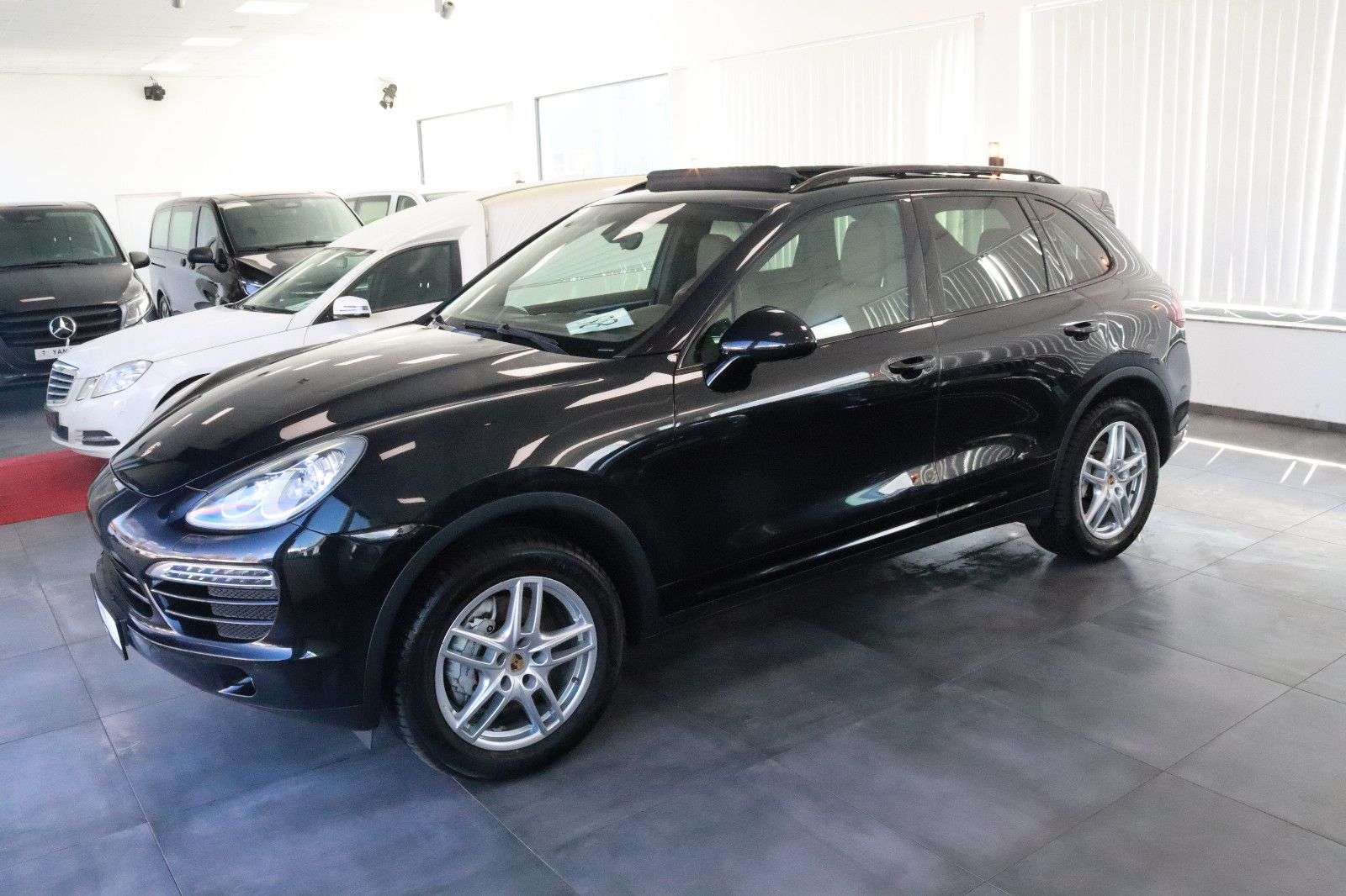 Second hand Porsche Cayenne 