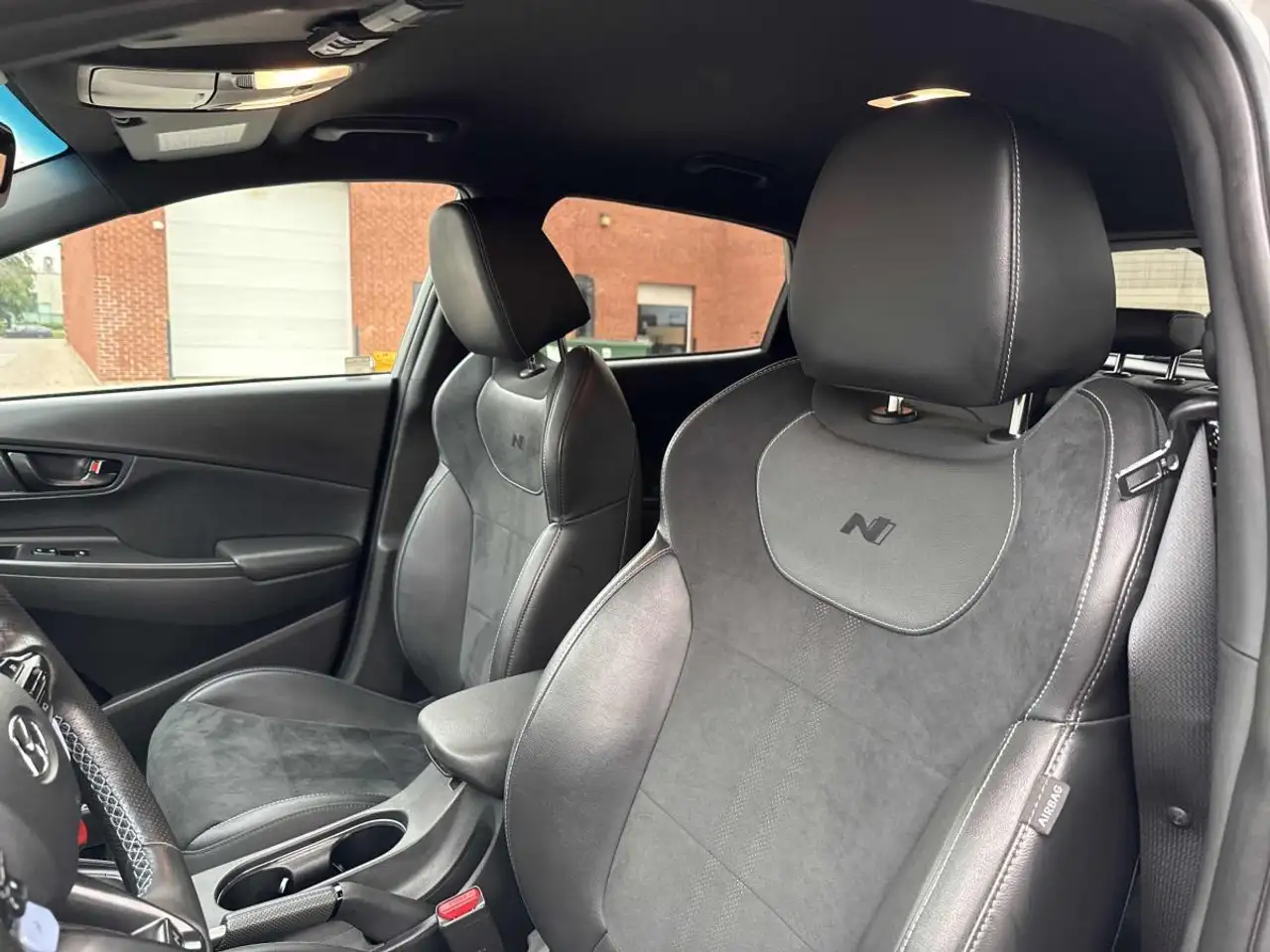 Hyundai KONA снимка Hyundai KONA