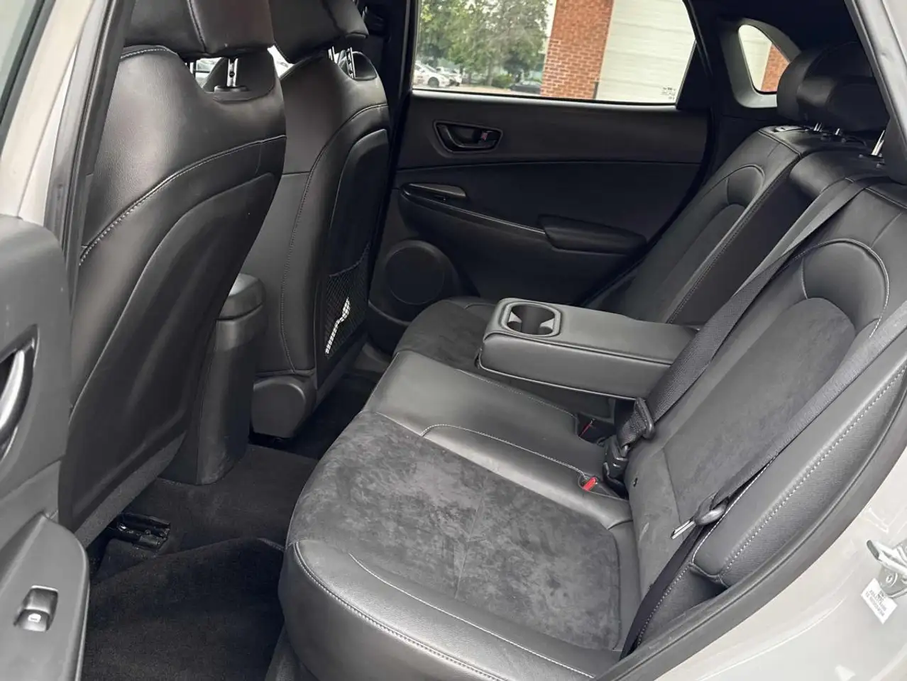 Hyundai KONA снимка Hyundai KONA