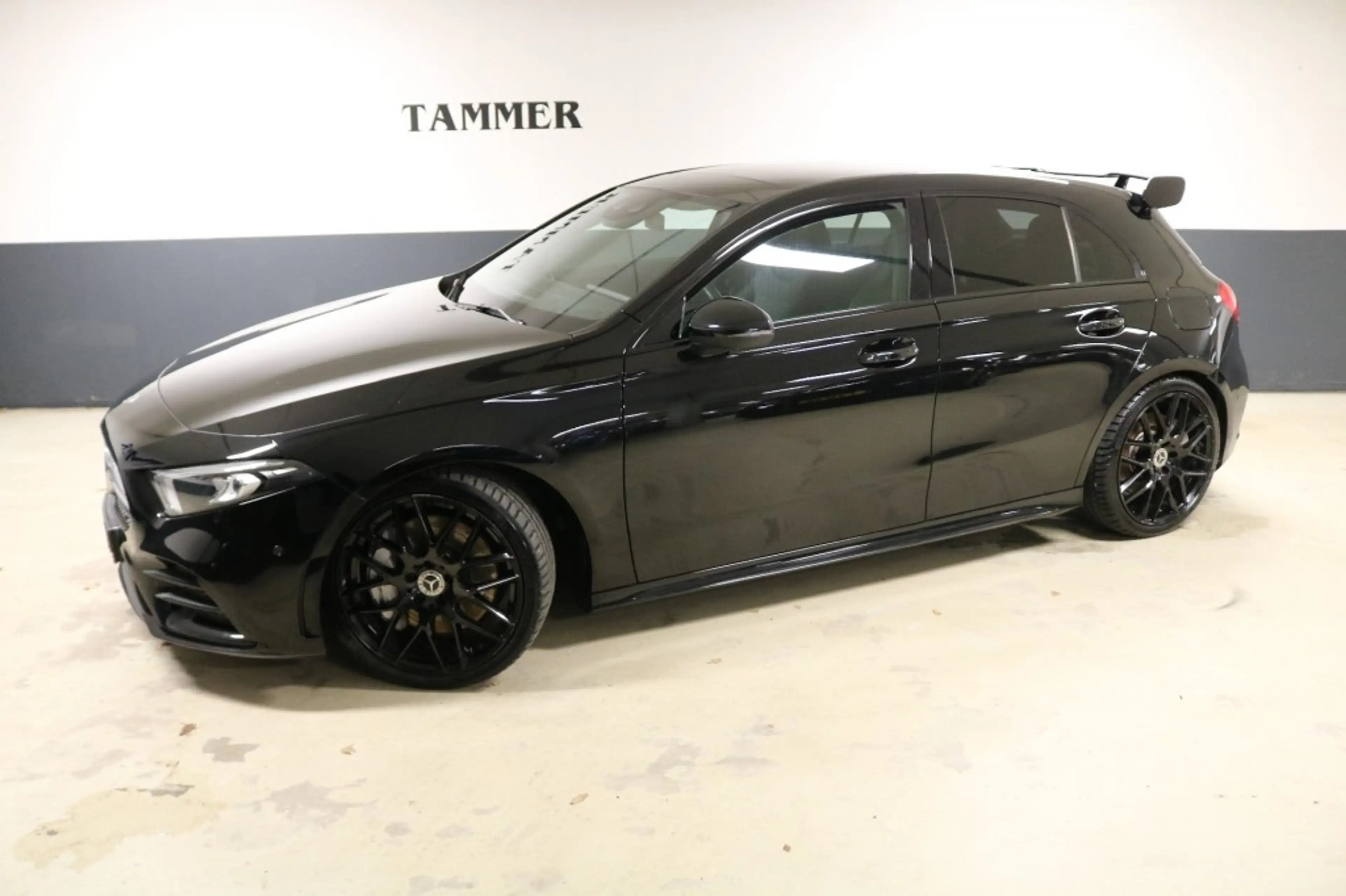 Mercedes-Benz A 35 AMG AMG 35 4MATIC Advantage Pano-HUD-Leer-ZEER NETTE A — photo 4