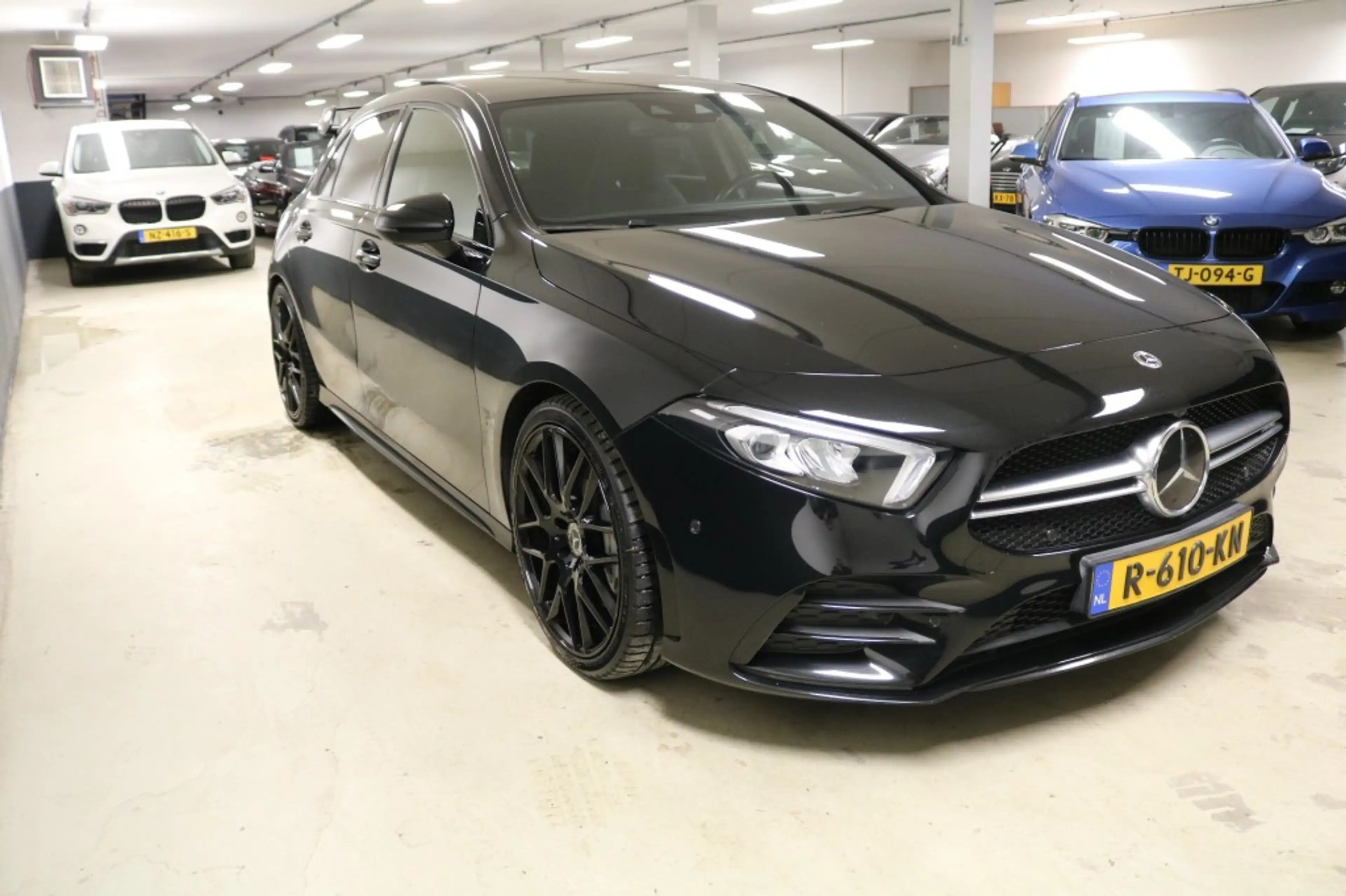 Mercedes-Benz A 35 AMG AMG 35 4MATIC Advantage Pano-HUD-Leer-ZEER NETTE A — photo 12