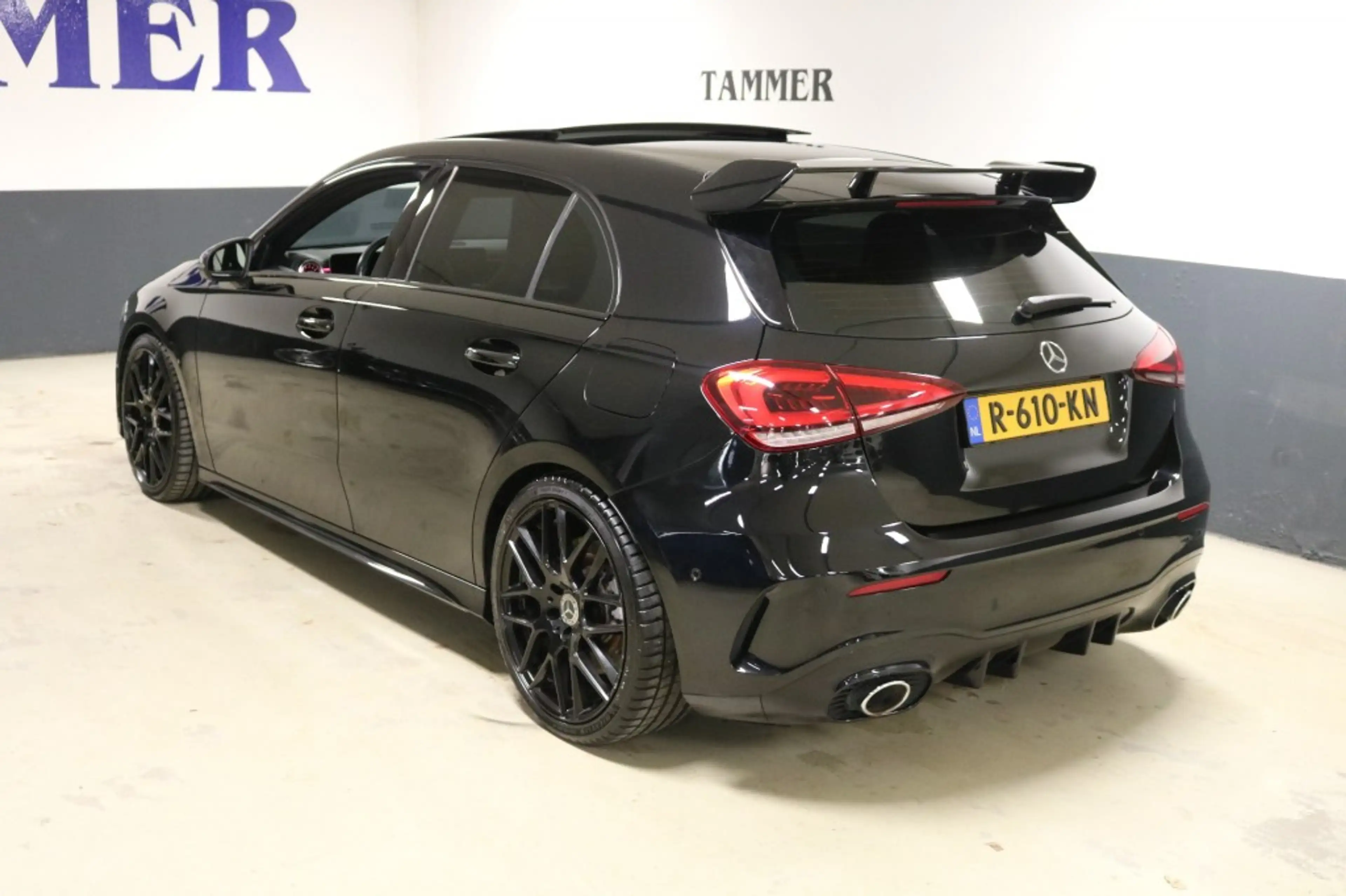 Mercedes-Benz A 35 AMG AMG 35 4MATIC Advantage Pano-HUD-Leer-ZEER NETTE A — photo 7