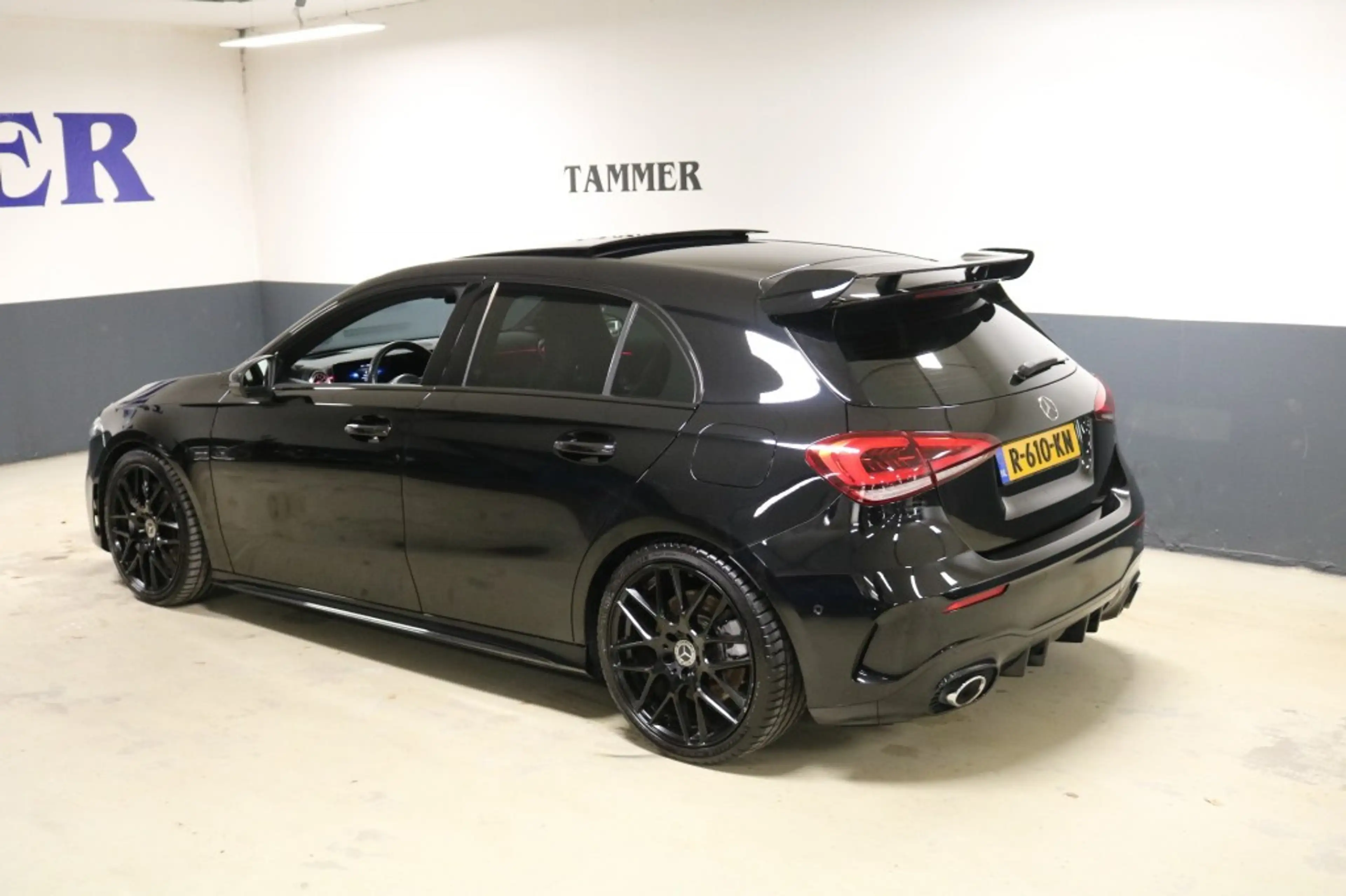 Mercedes-Benz A 35 AMG AMG 35 4MATIC Advantage Pano-HUD-Leer-ZEER NETTE A — photo 6