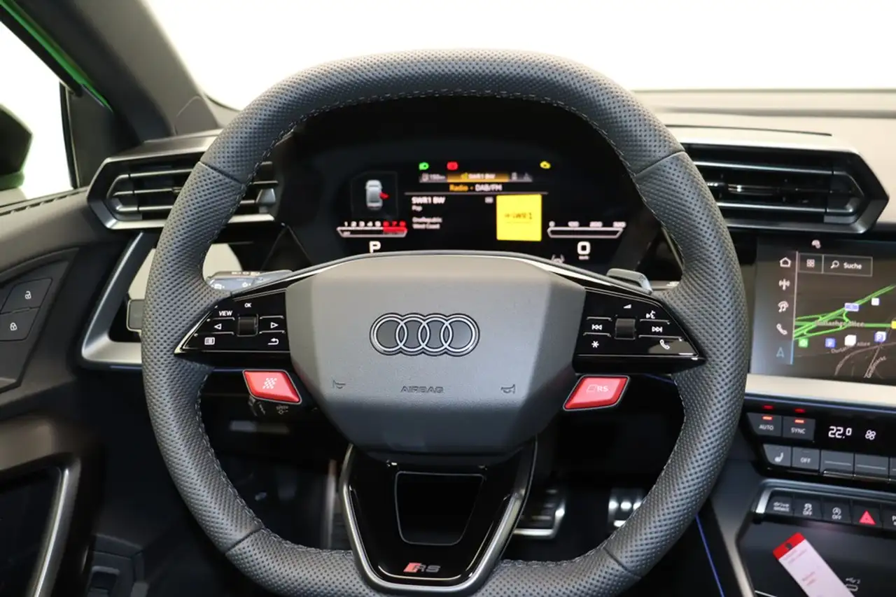 Audi RS3 RS 3 Limousine 294 kW TFSI quattro Pano, Matrix, 16