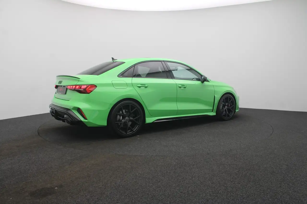 Audi RS3 RS 3 Limousine 294 kW TFSI quattro Pano, Matrix, 5